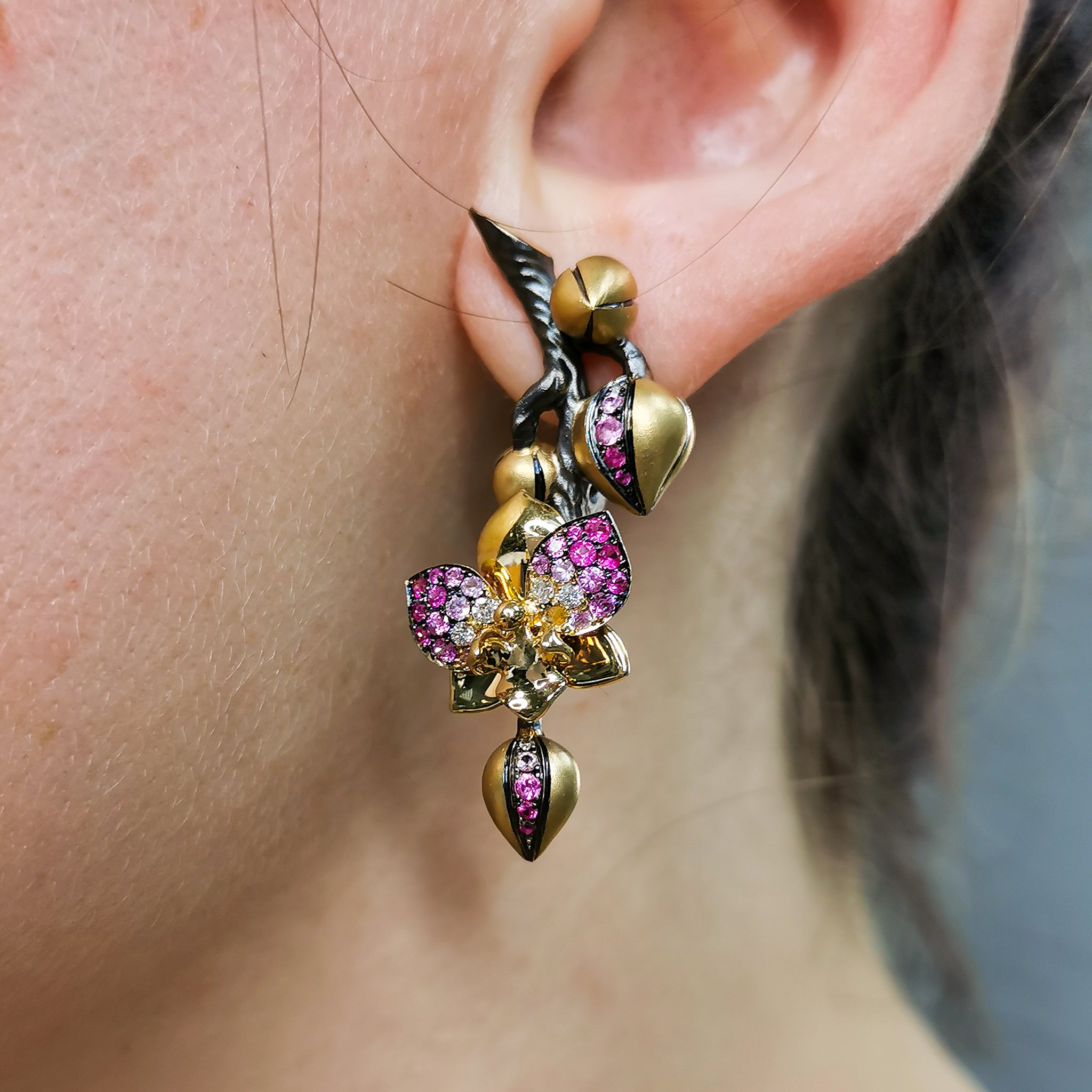 Pink Sapphires, Diamonds 18K Yellow Gold Earrings, E 0275-2