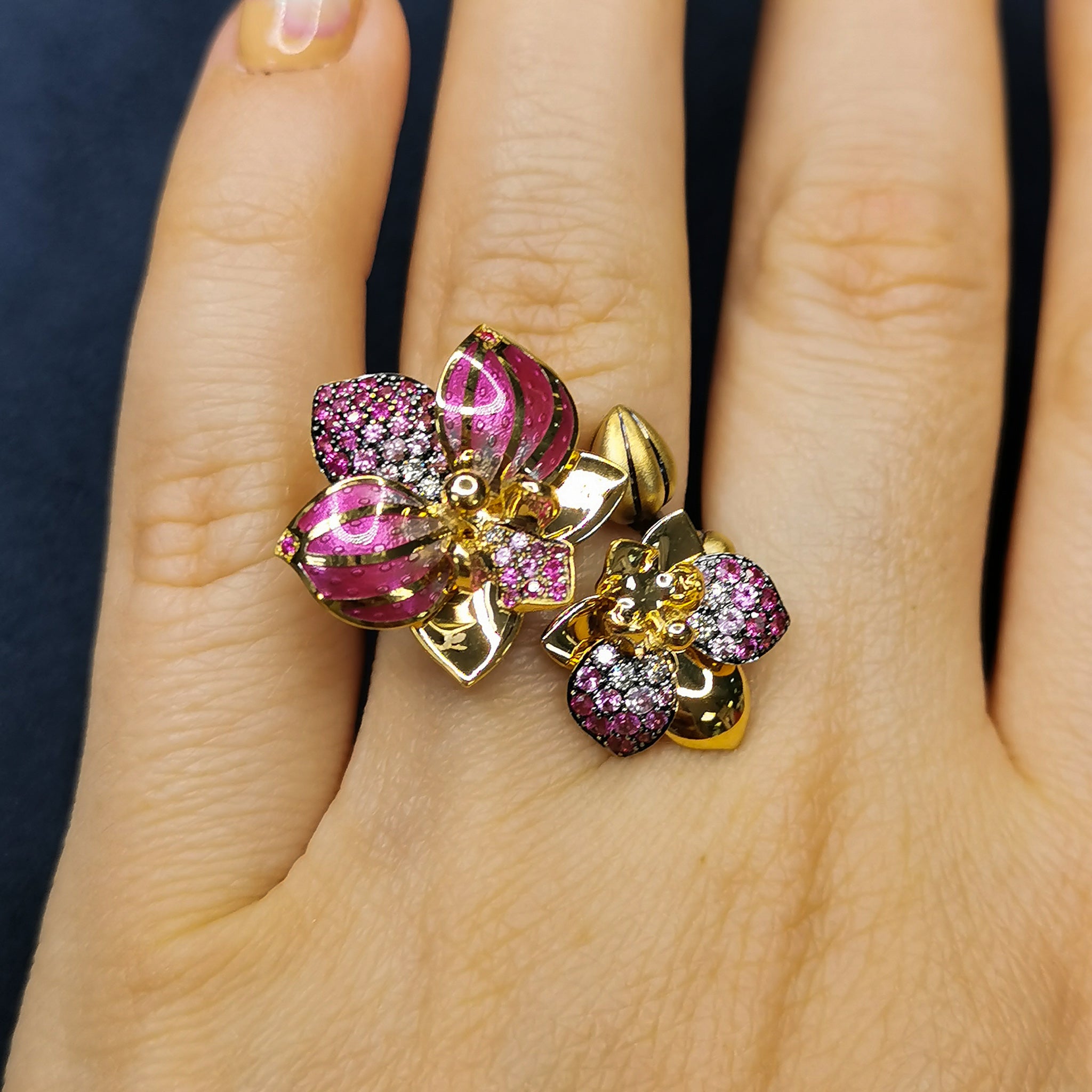 Enamel, Pink Sapphires, Diamonds 18K Yellow Gold Ring, R 0275-2