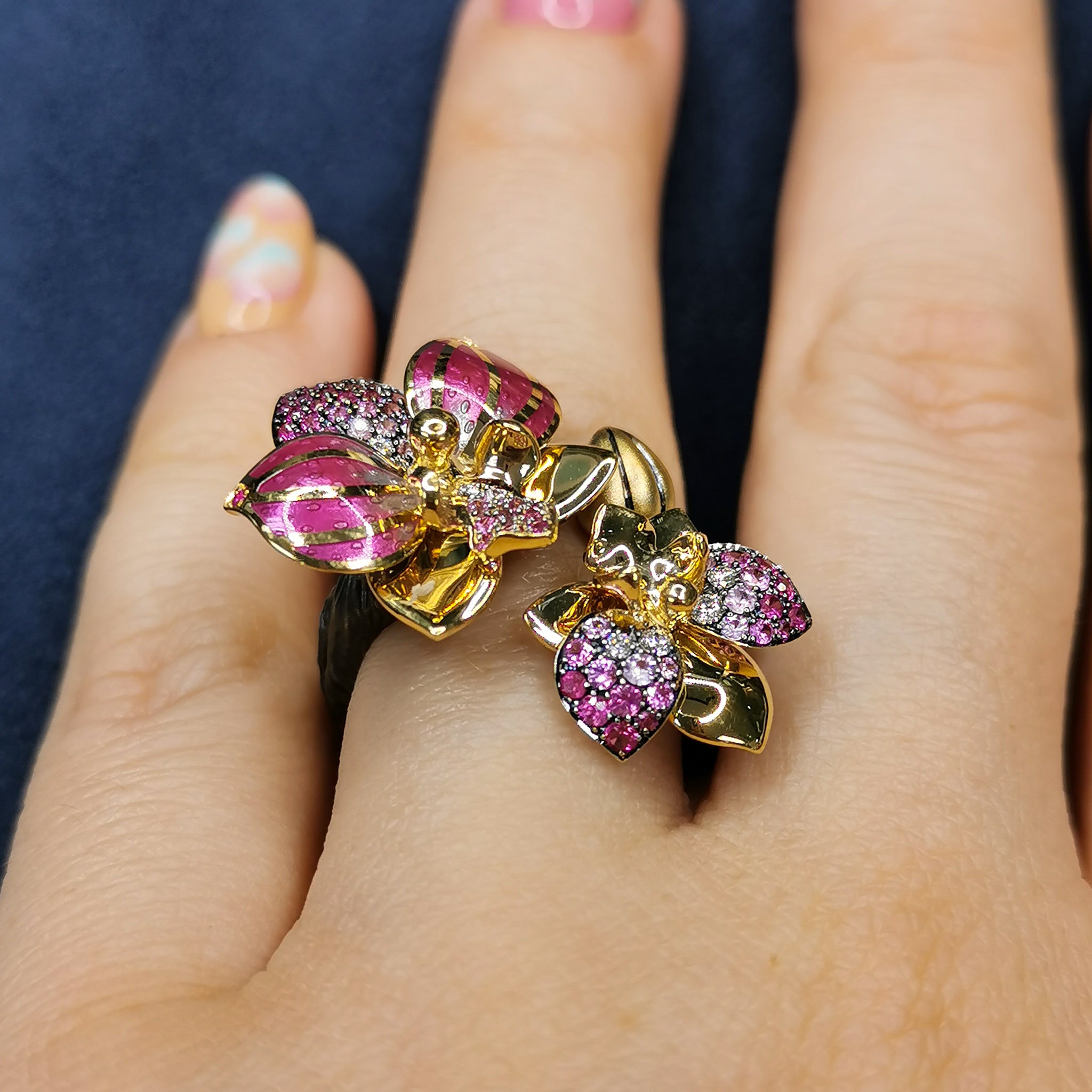 Enamel, Pink Sapphires, Diamonds 18K Yellow Gold Ring, R 0275-2