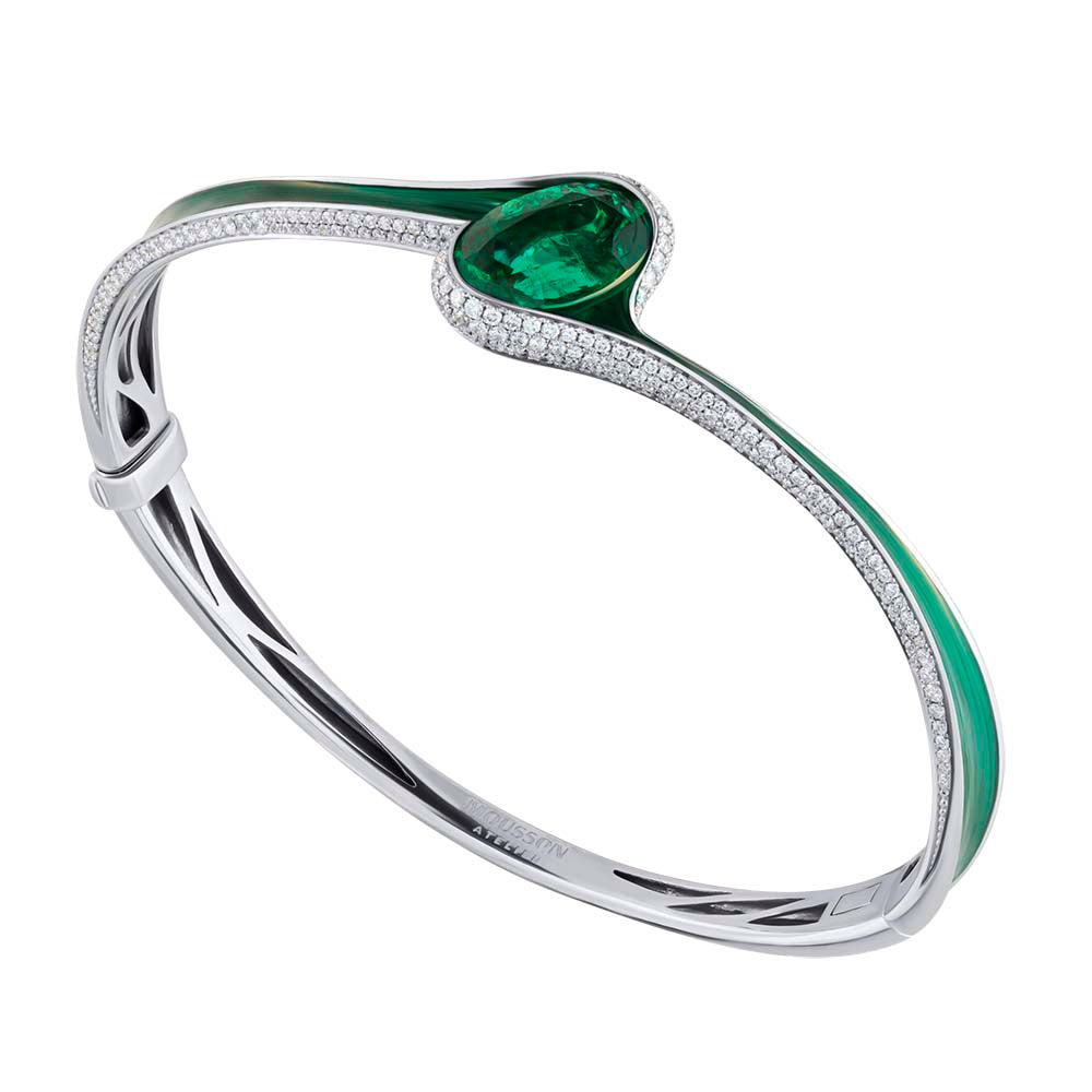 Br 0123-0 18K White Gold, Enamel, Emerald, Diamonds Bracelet