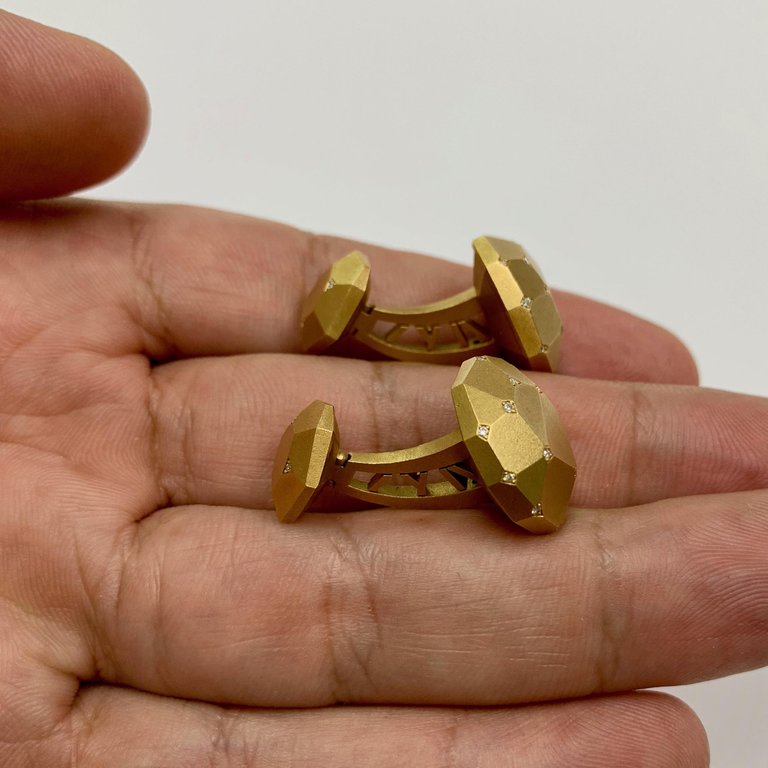 Diamonds 18K Yellow Gold Cufflinks, C 0190-2
