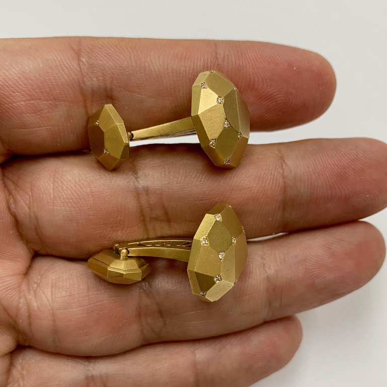 Diamonds 18K Yellow Gold Cufflinks, C 0190-2