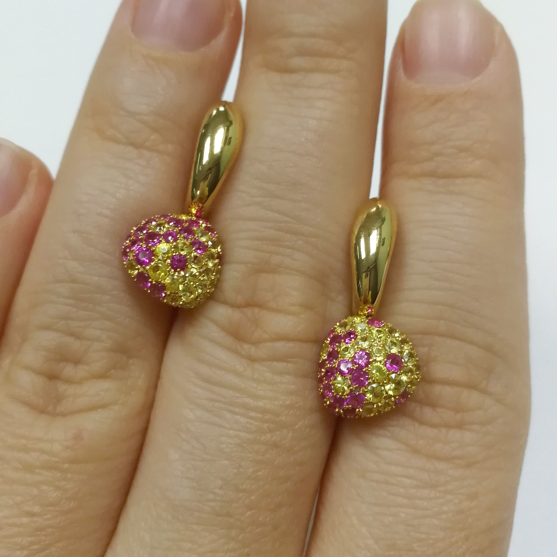 Yellow and Pink Sapphires 18K Yellow Gold Earrings, E 0040-0