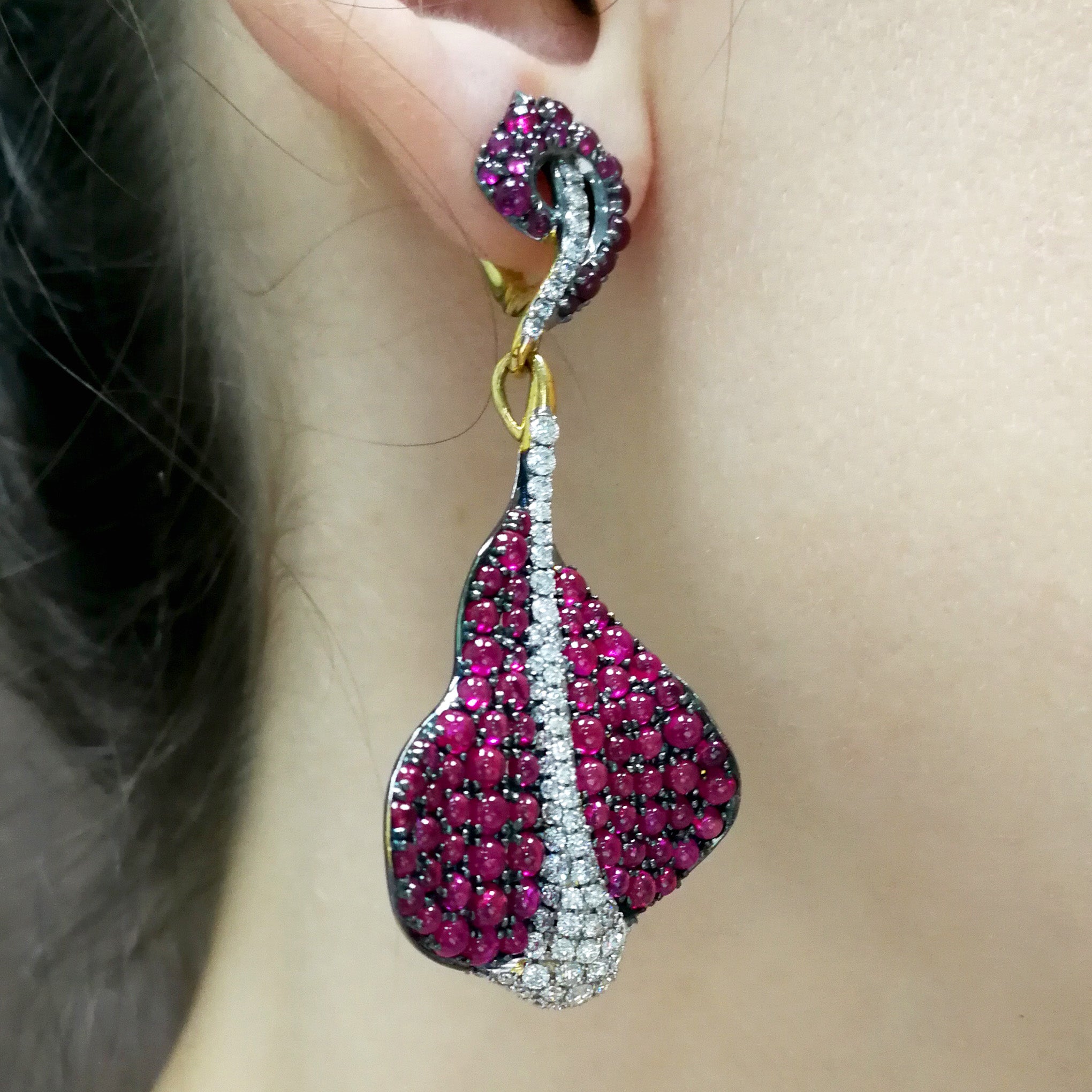 Diamonds, Ruby 18K Yellow Gold Sting Ray Earrings, E 0059-0