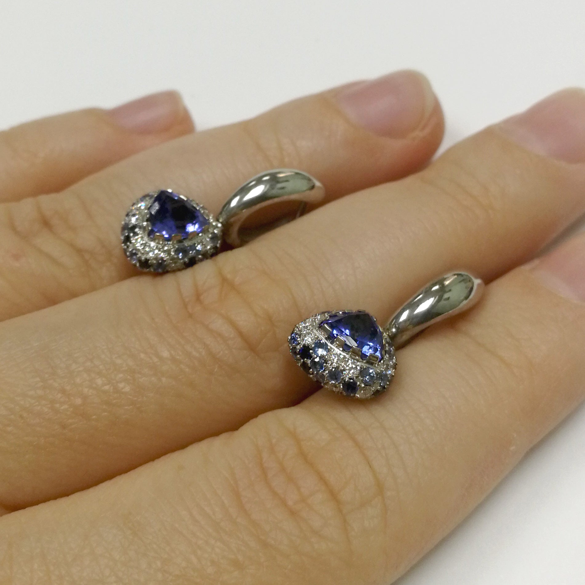 Tanzanite, Diamonds, Sapphires 18K White Gold Earrings, E 0073-0