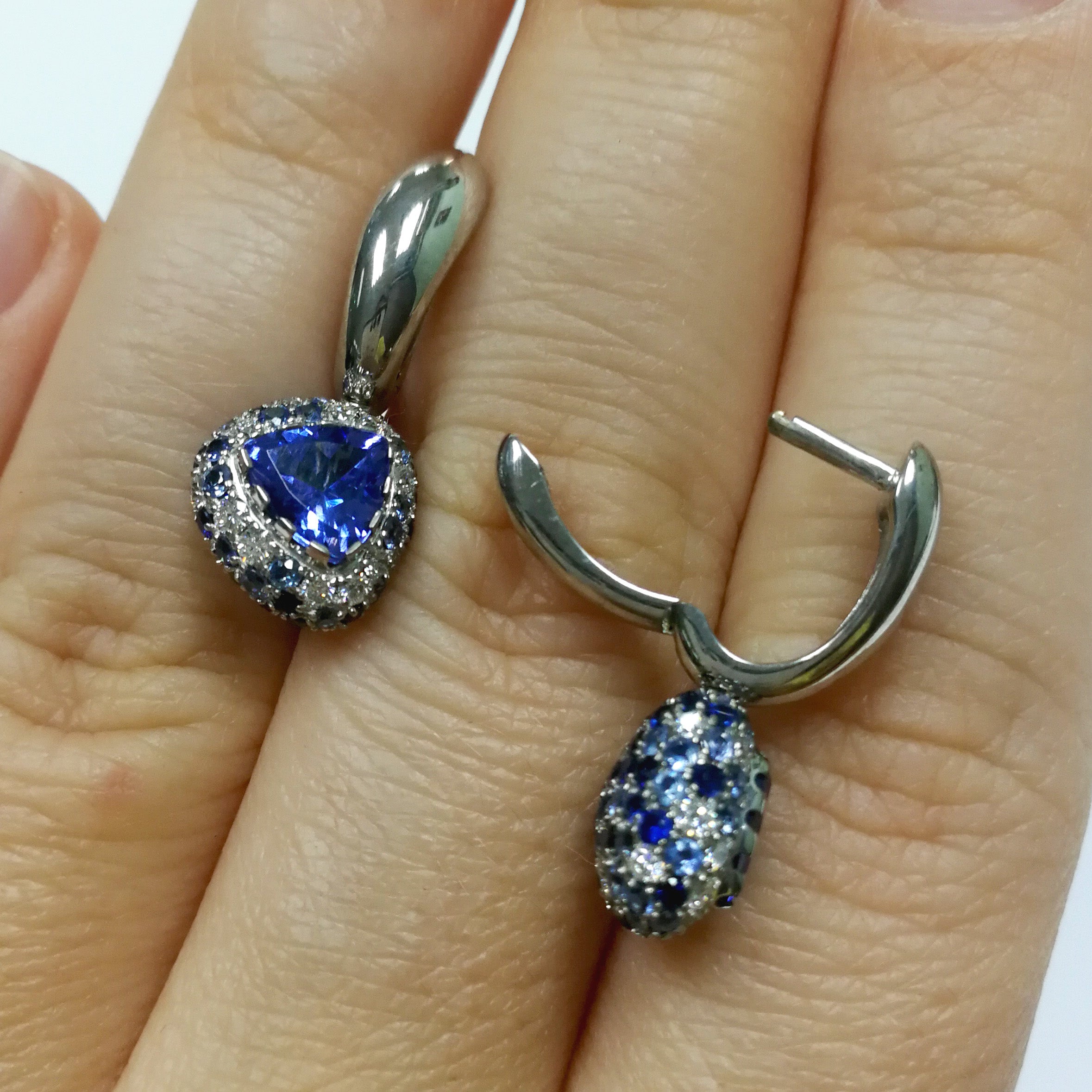 Tanzanite, Diamonds, Sapphires 18K White Gold Earrings, E 0073-0