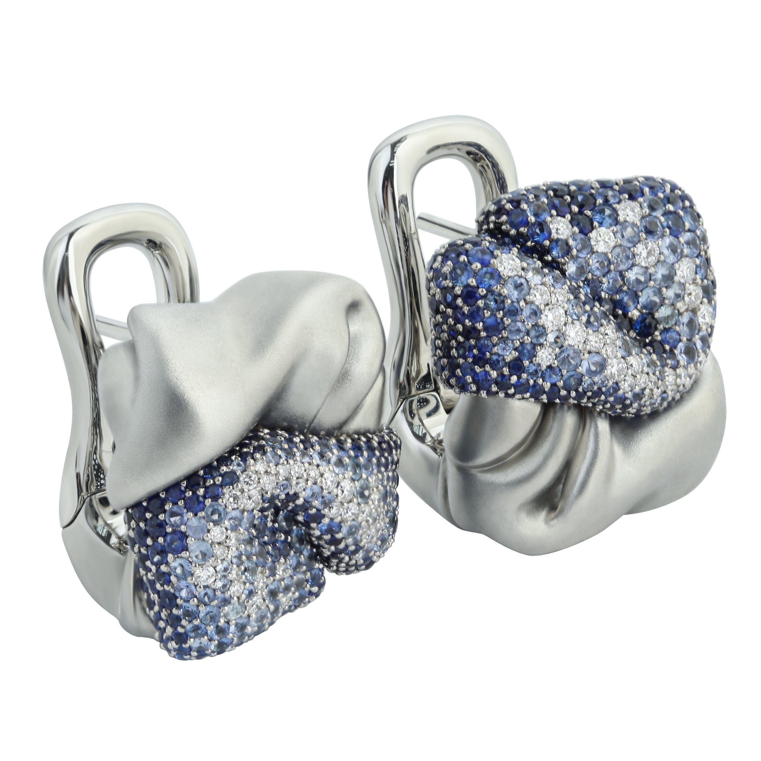 E 0132-0, 18K White Gold, Sapphires, Diamonds Ring