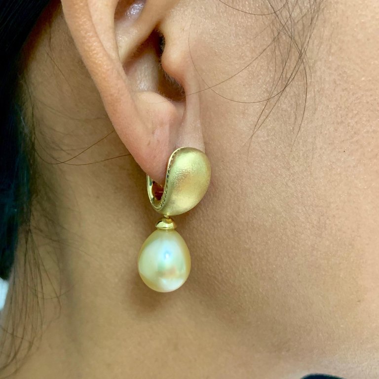 South Sea Pearl, Champagne Diamonds 18K Yellow Gold Earrings, E 0216-0