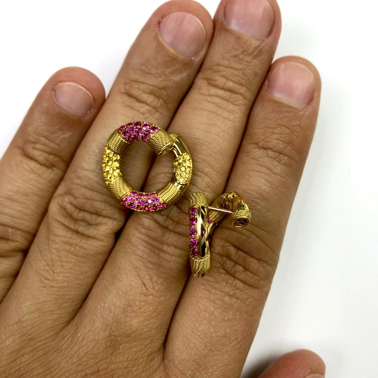 18K Yellow Gold, Sapphires Lifebuoy Earrings, E 0293-0