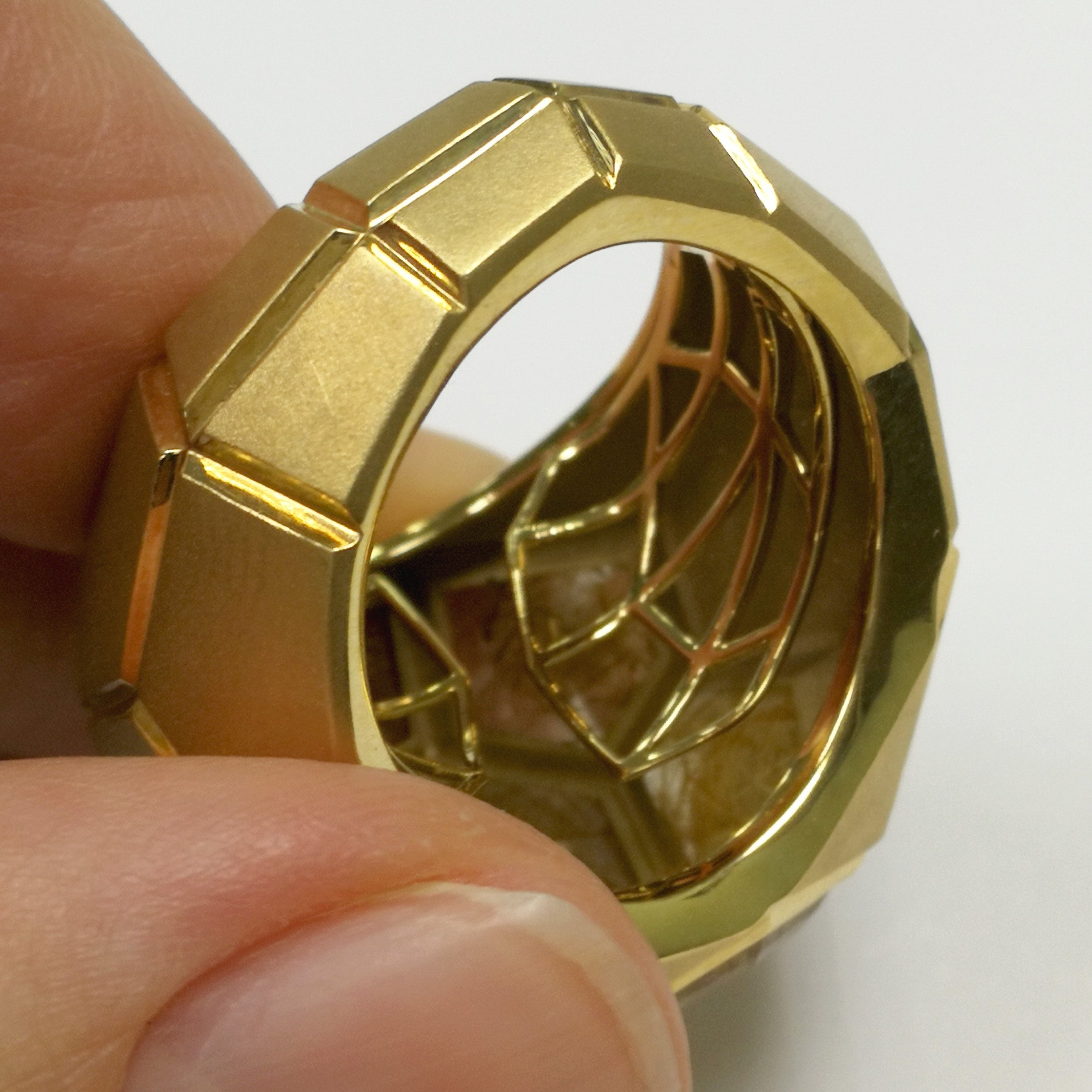Rutilated Quartz 18K Yellow Gold Ring, R 0190-61