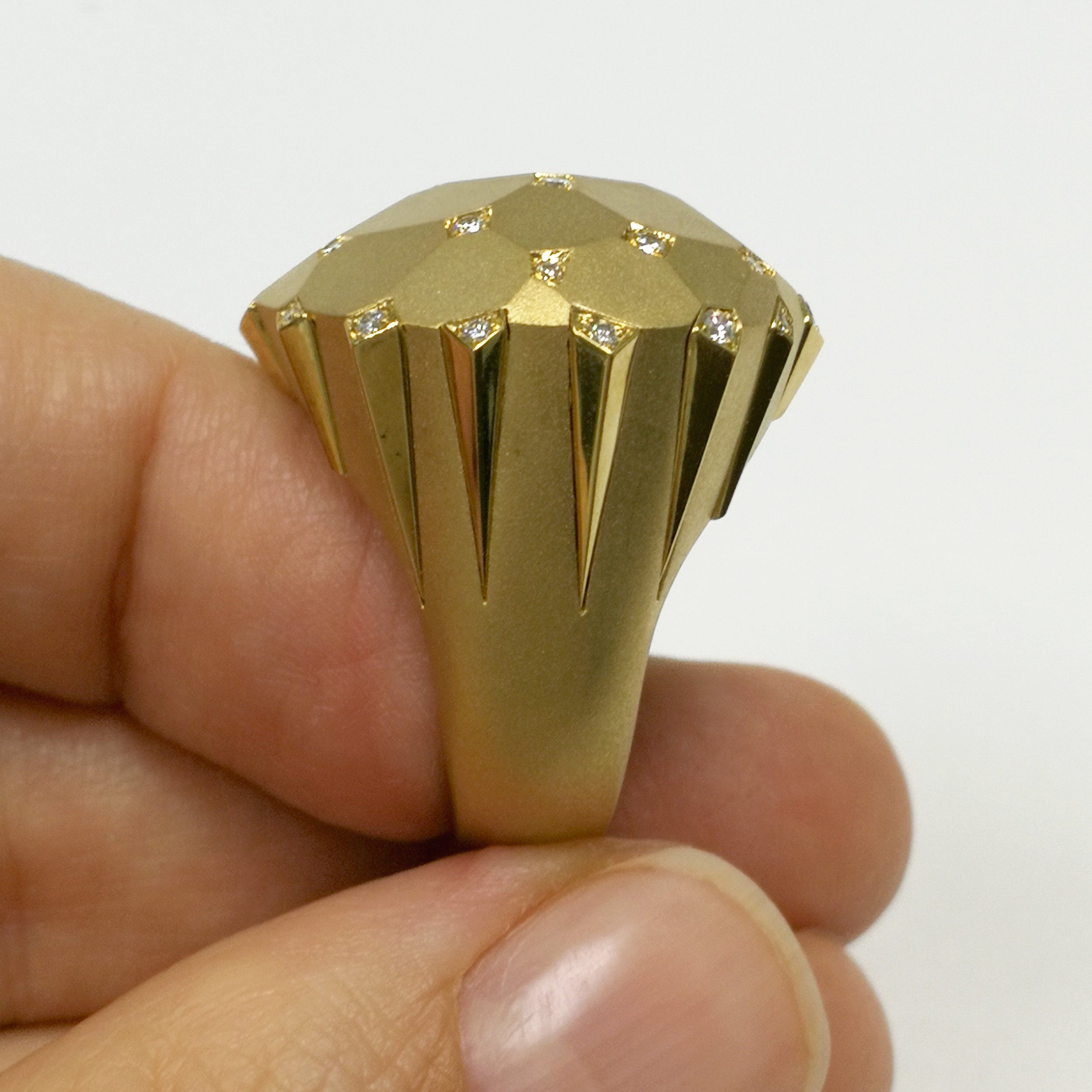 18K Yellow Gold, Diamonds Ring, R 0190-7