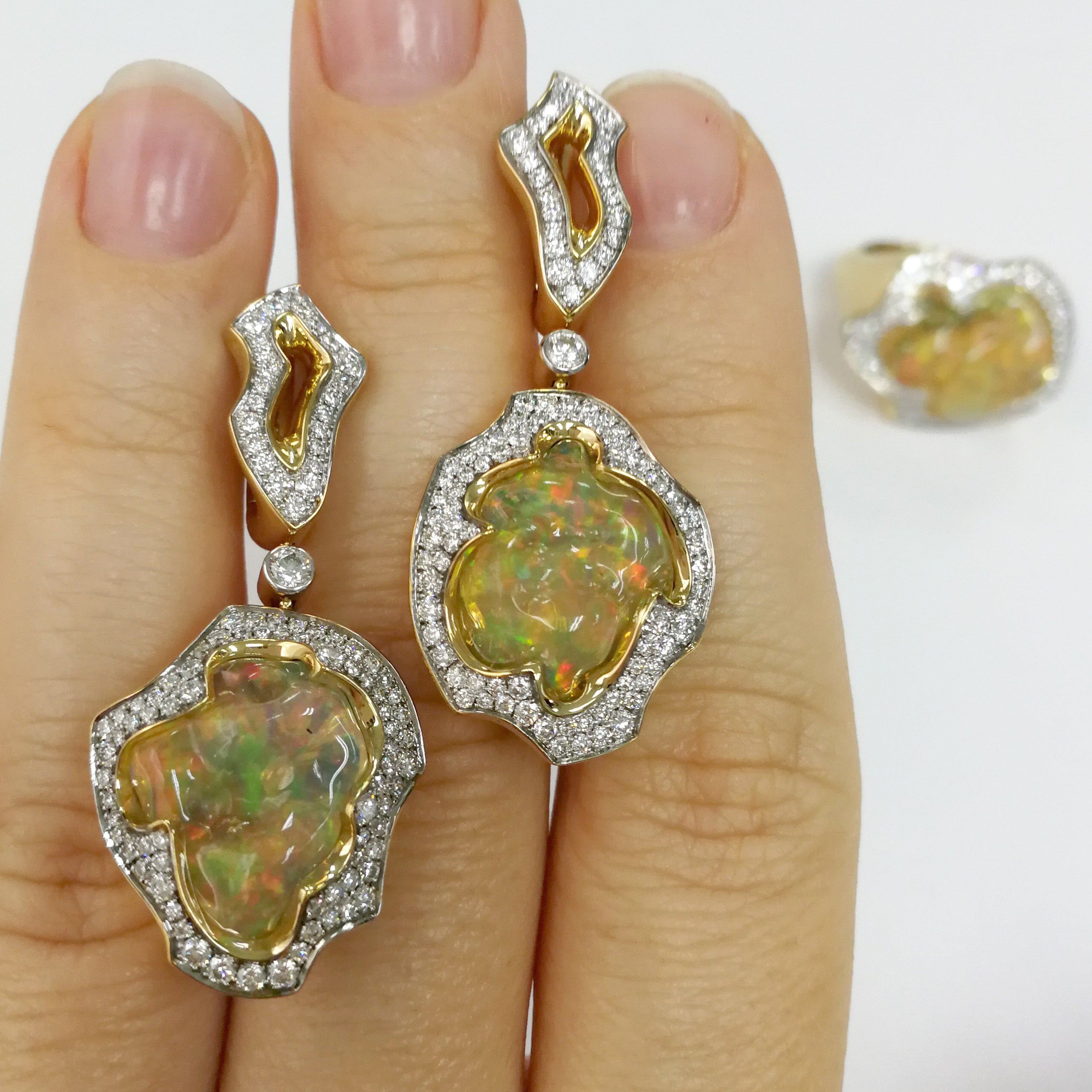 Mexican Fire Opal, Diamonds  18K Yellow Gold Earrings, E 0029-16/1