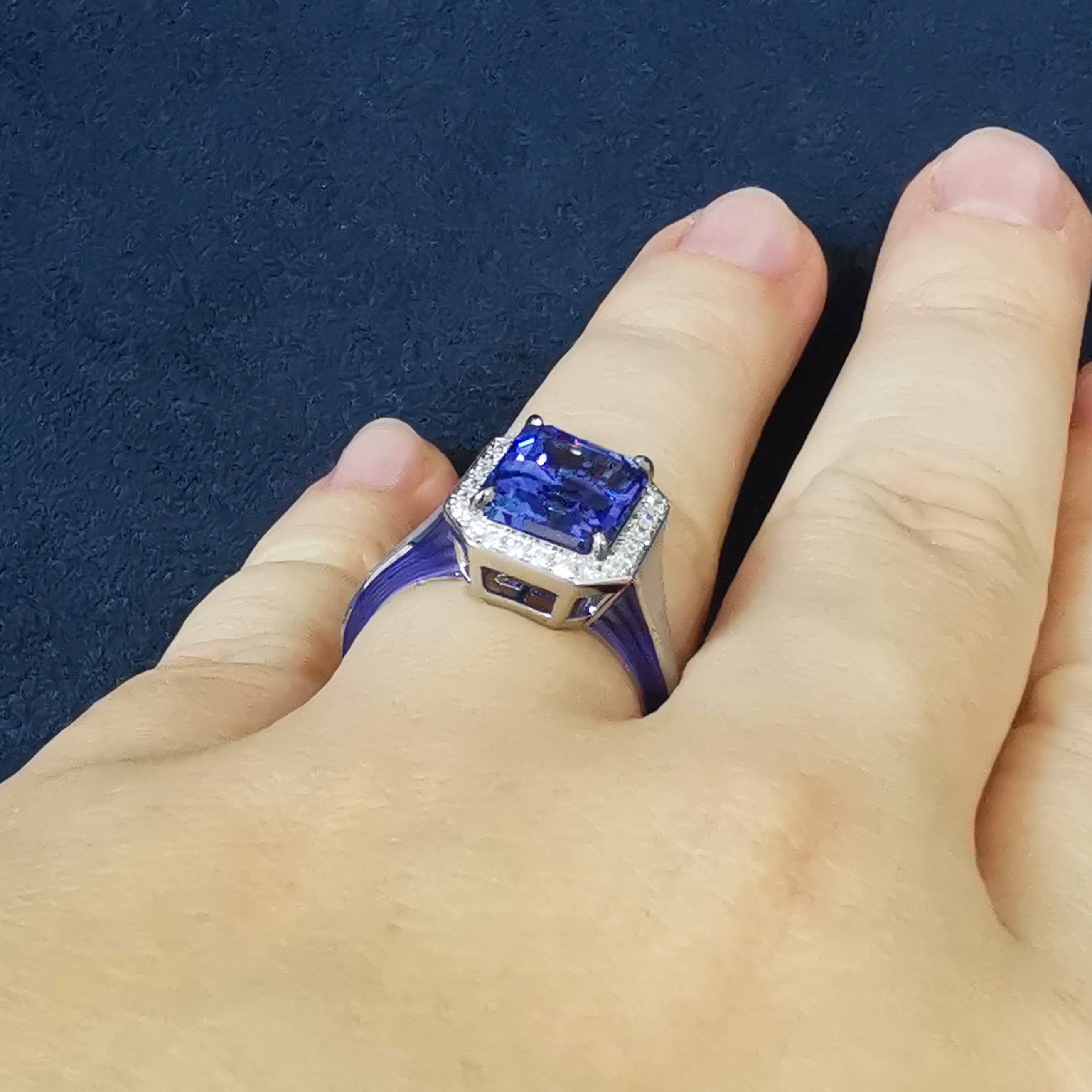 Tanzanite, Diamonds, 18K White Gold, Enamel Ring, R 0143-11