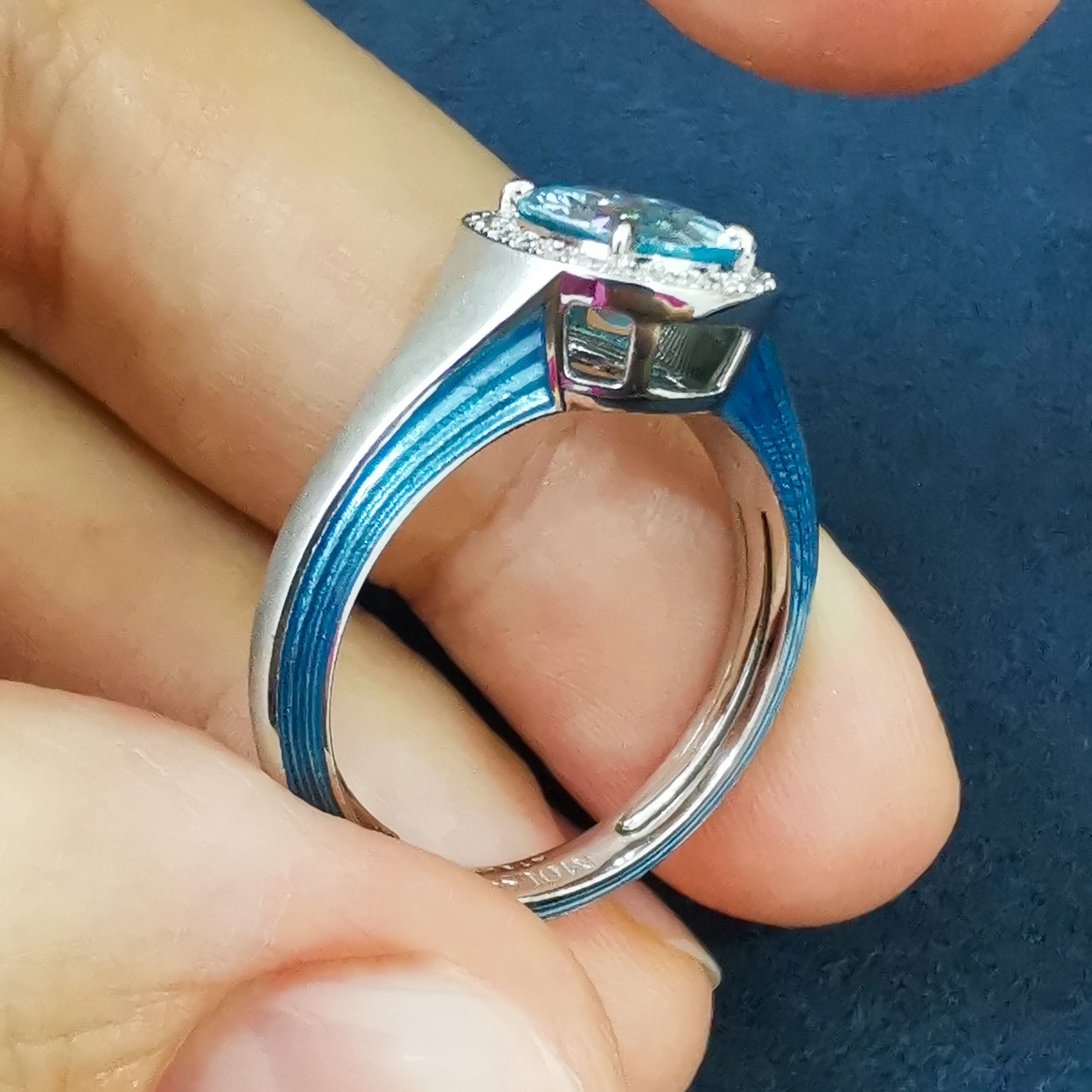 R 0143-0, 18K White Gold, Blue Zircon, Diamonds, Enamel Ring