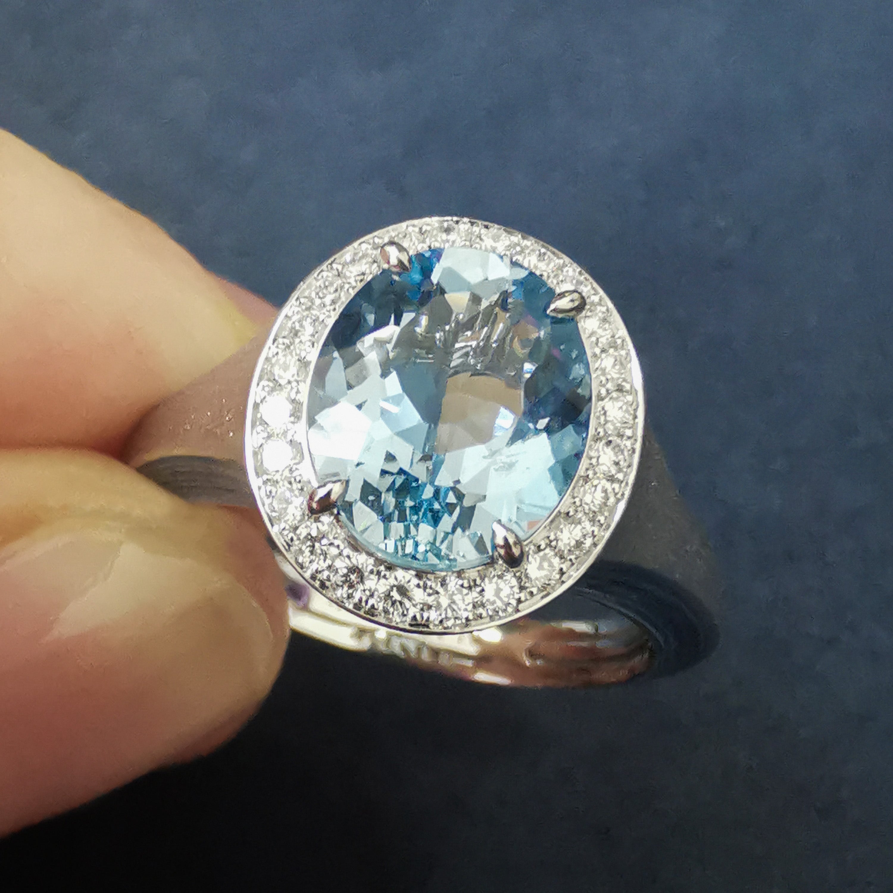 Aquamarine, Diamonds, Enamel 18K White Gold Ring, R 0143-02