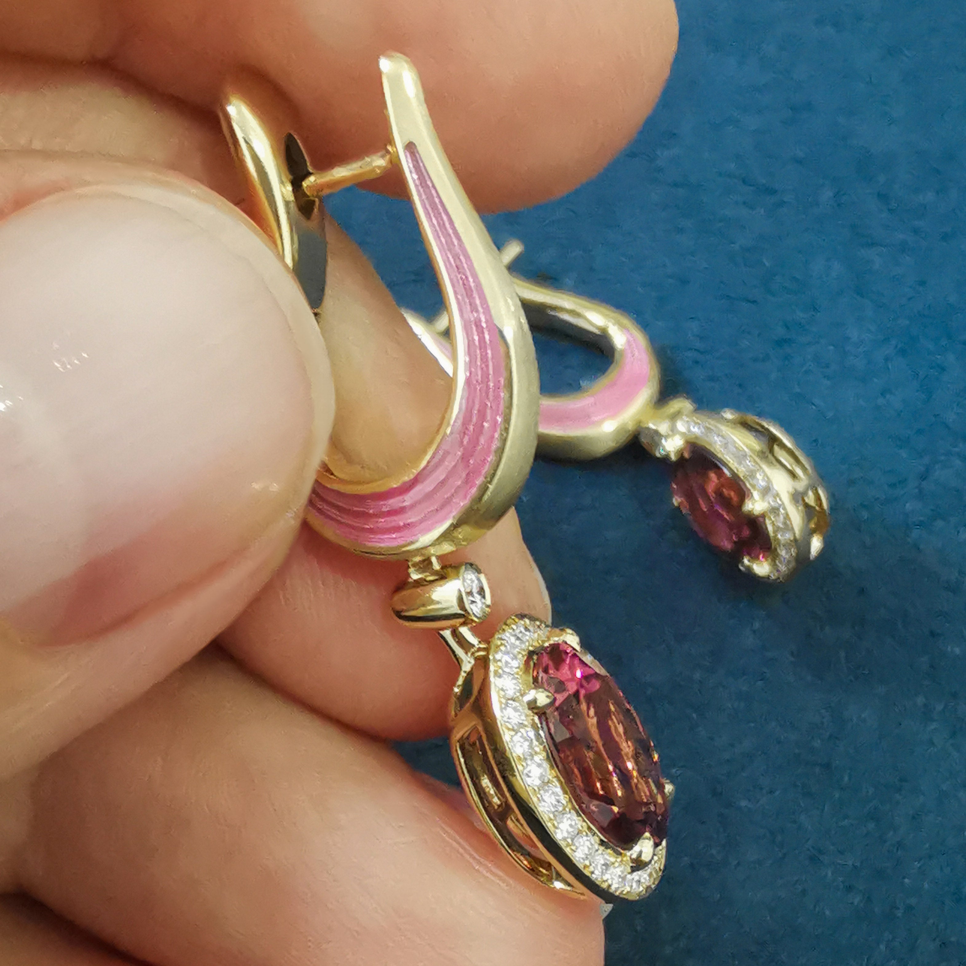 Pink Tourmaline, Diamonds 18K Yellow Gold Earrings, E 0143-02