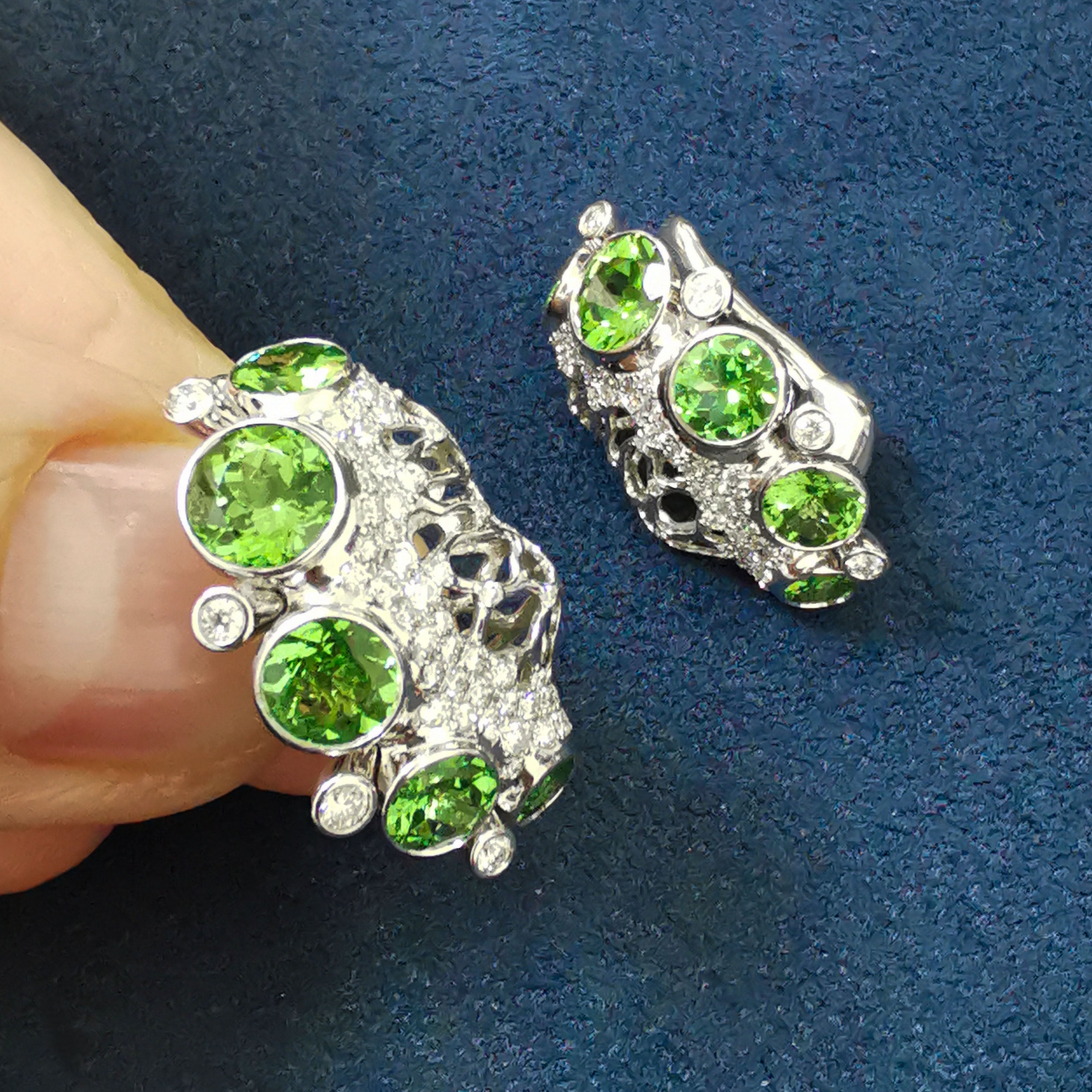 Tsavorite, Diamonds  18K White Gold Earrings, E 0174-2