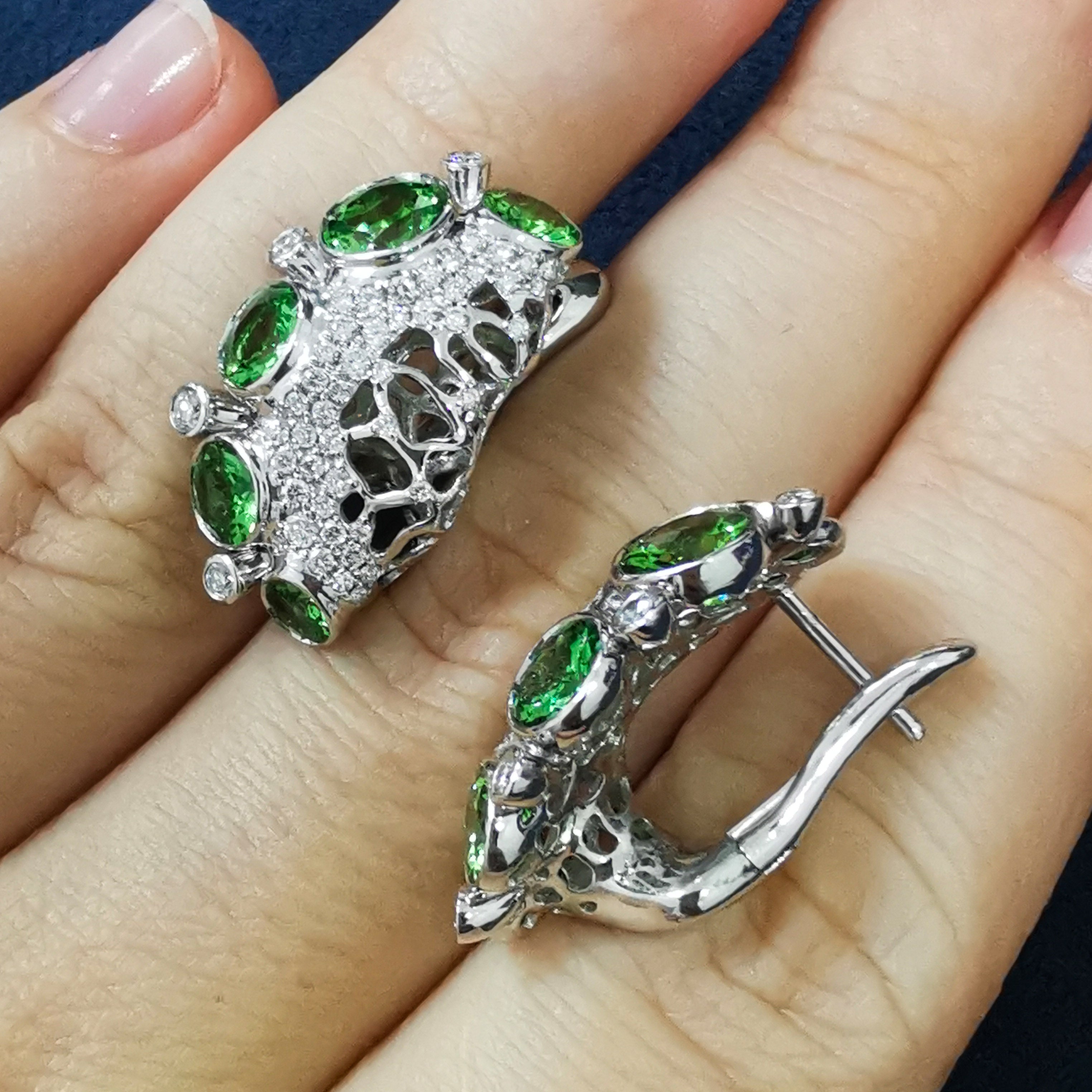 Tsavorite, Diamonds  18K White Gold Earrings, E 0174-2