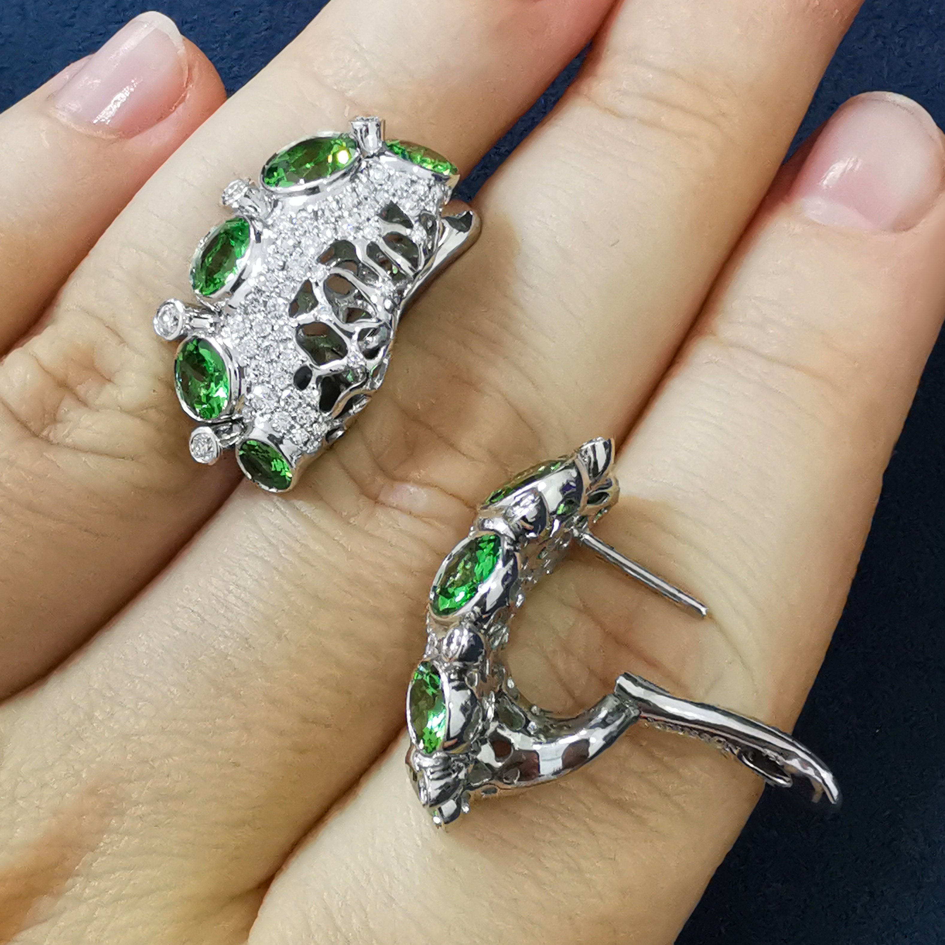 Tsavorite, Diamonds  18K White Gold Earrings, E 0174-2