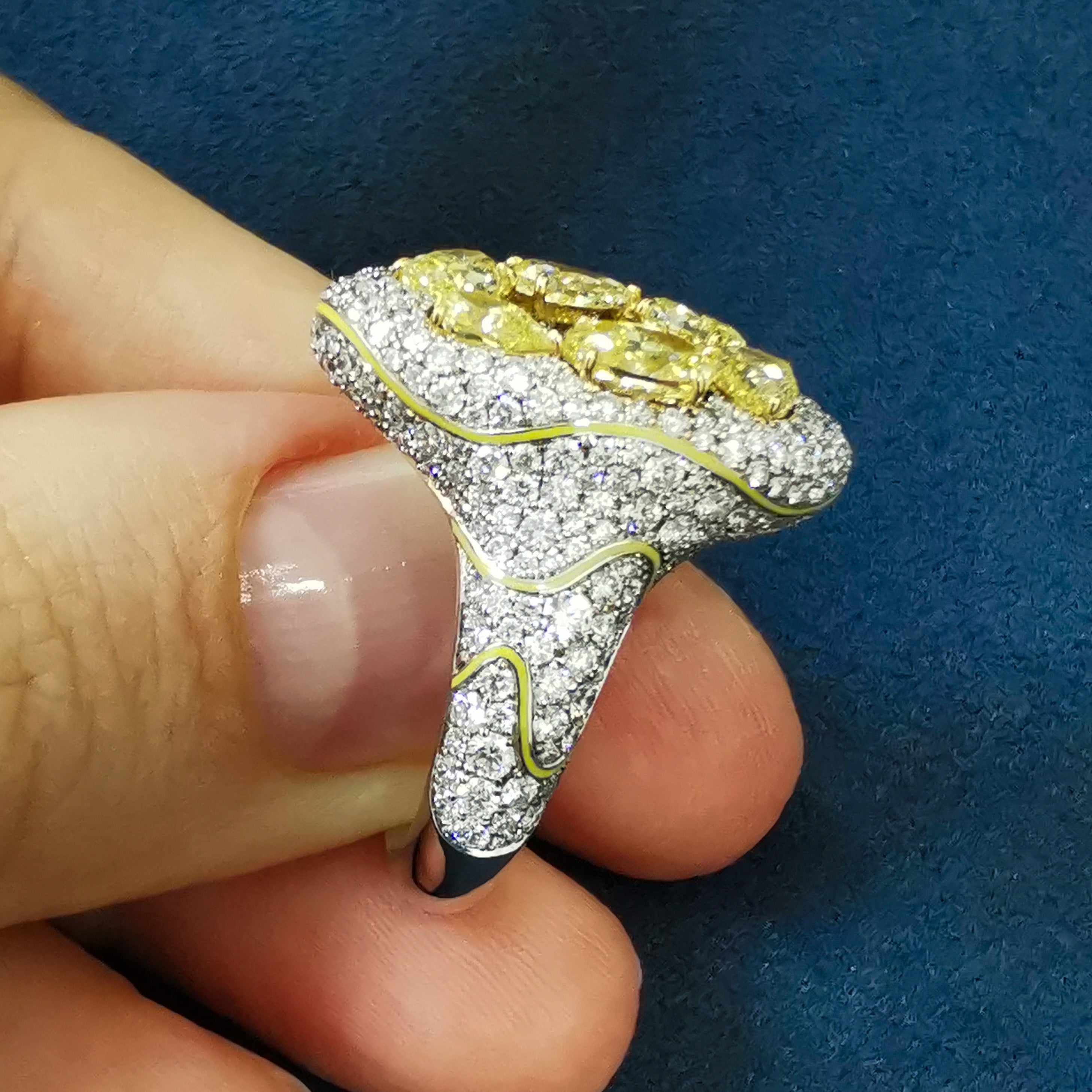 Fancy Yellow Diamonds, Diamonds, Enamel 18K White and Yellow Gold Ring, R 0262-0