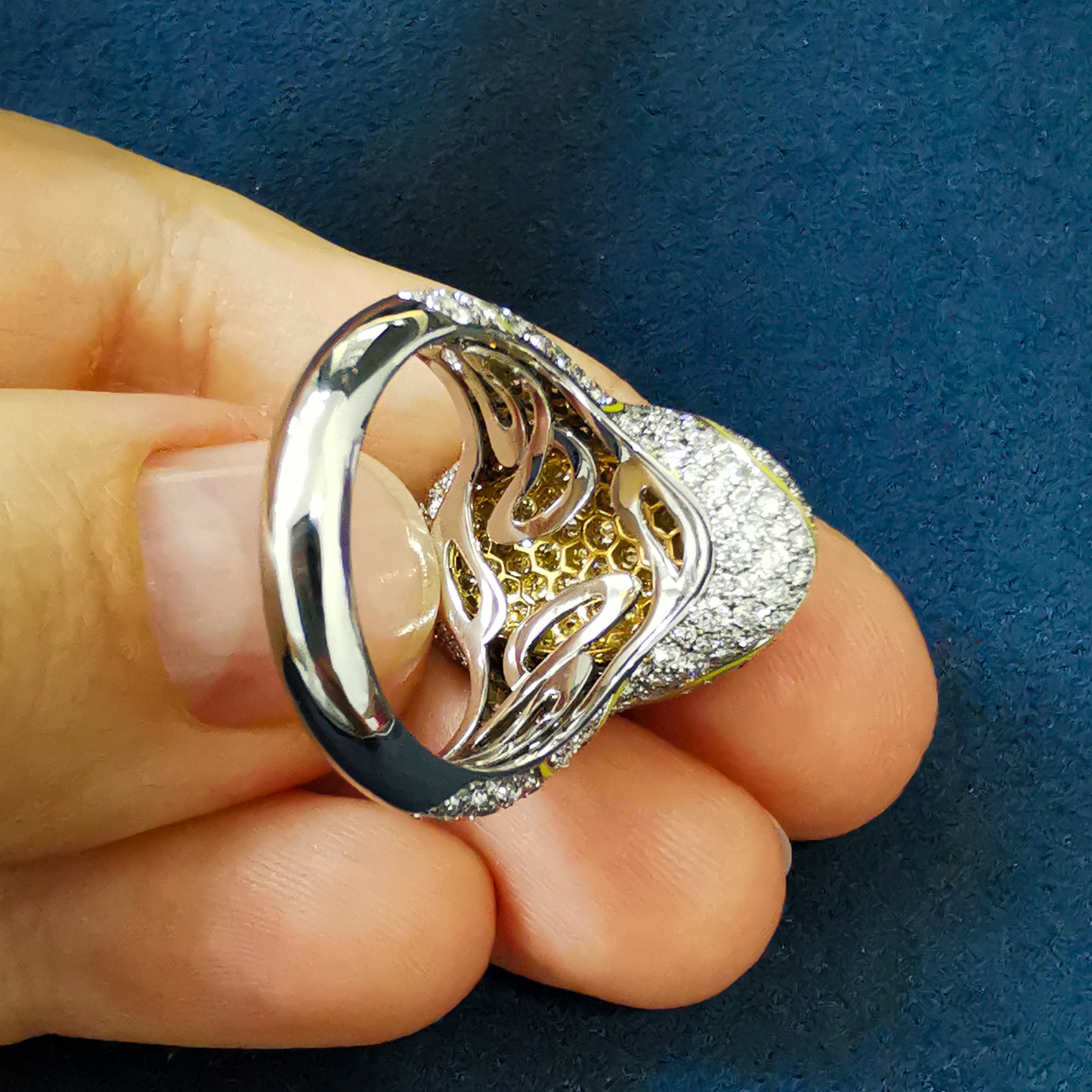 Fancy Yellow Diamonds, Diamonds, Enamel 18K White and Yellow Gold Ring, R 0262-0