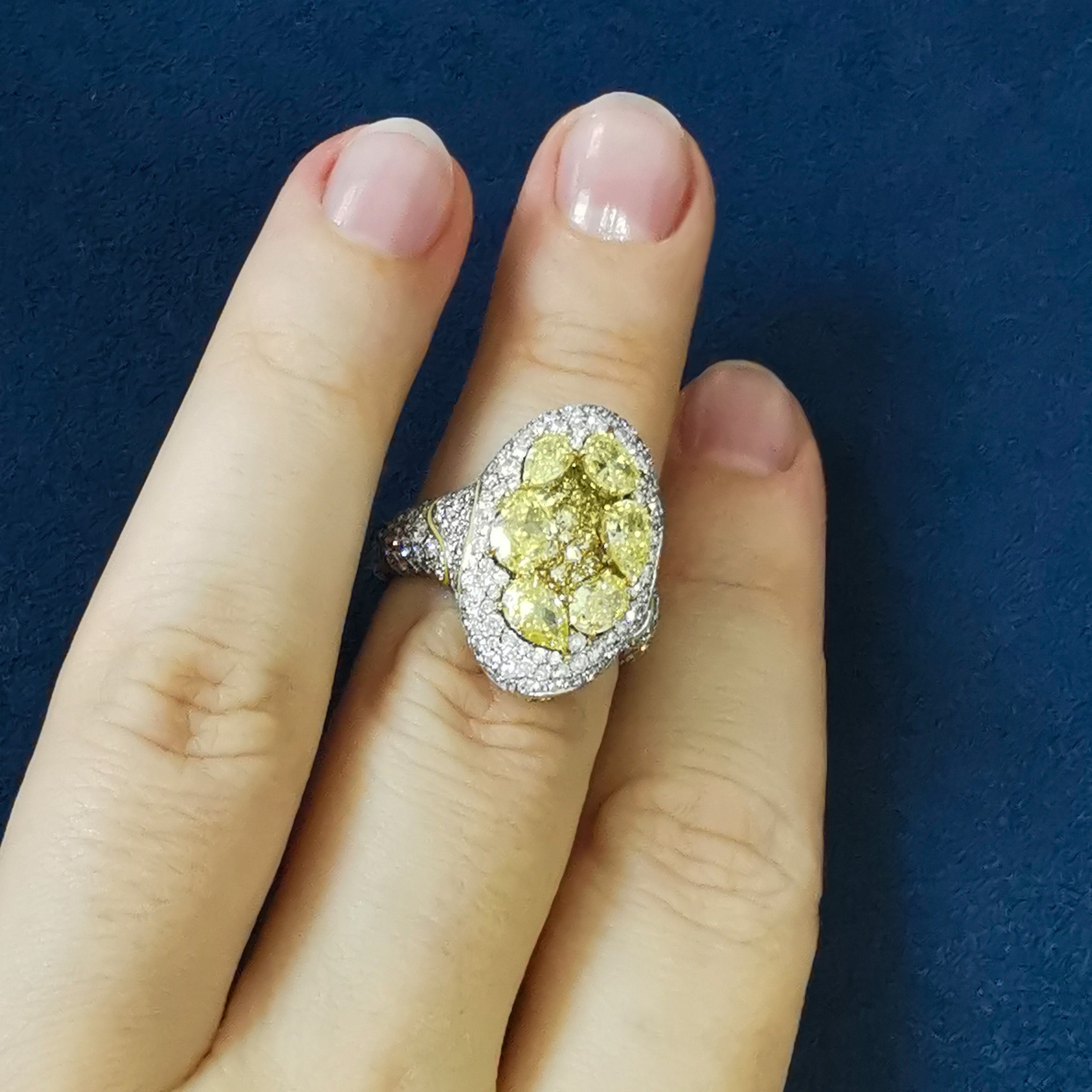 Fancy Yellow Diamonds, Diamonds, Enamel 18K White and Yellow Gold Ring, R 0262-0
