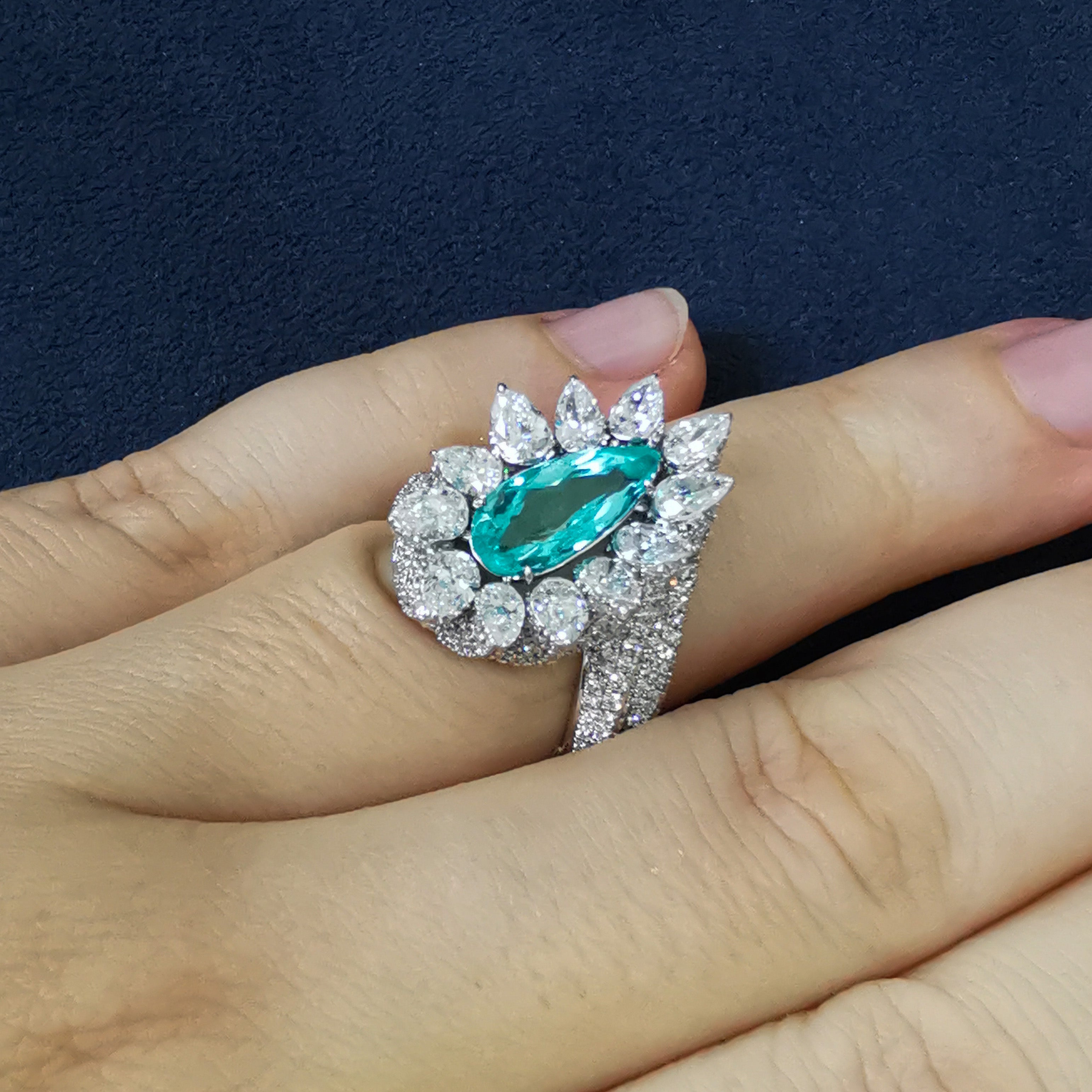 Paraiba Tourmaline, Diamonds 18K White Gold Ring, R 0116-1