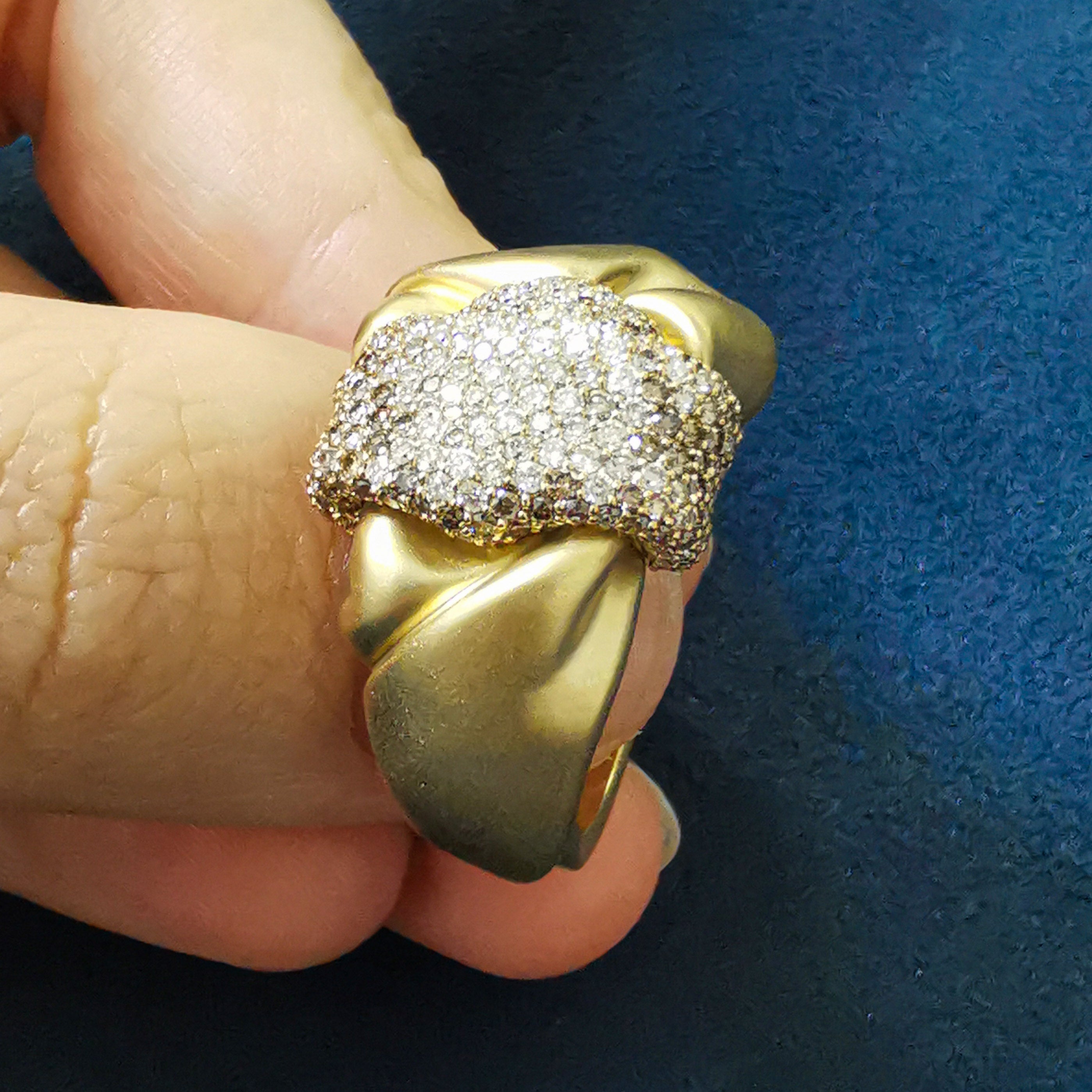 White and Champagne Diamonds 18K Yellow Gold Ring, R 0132-2