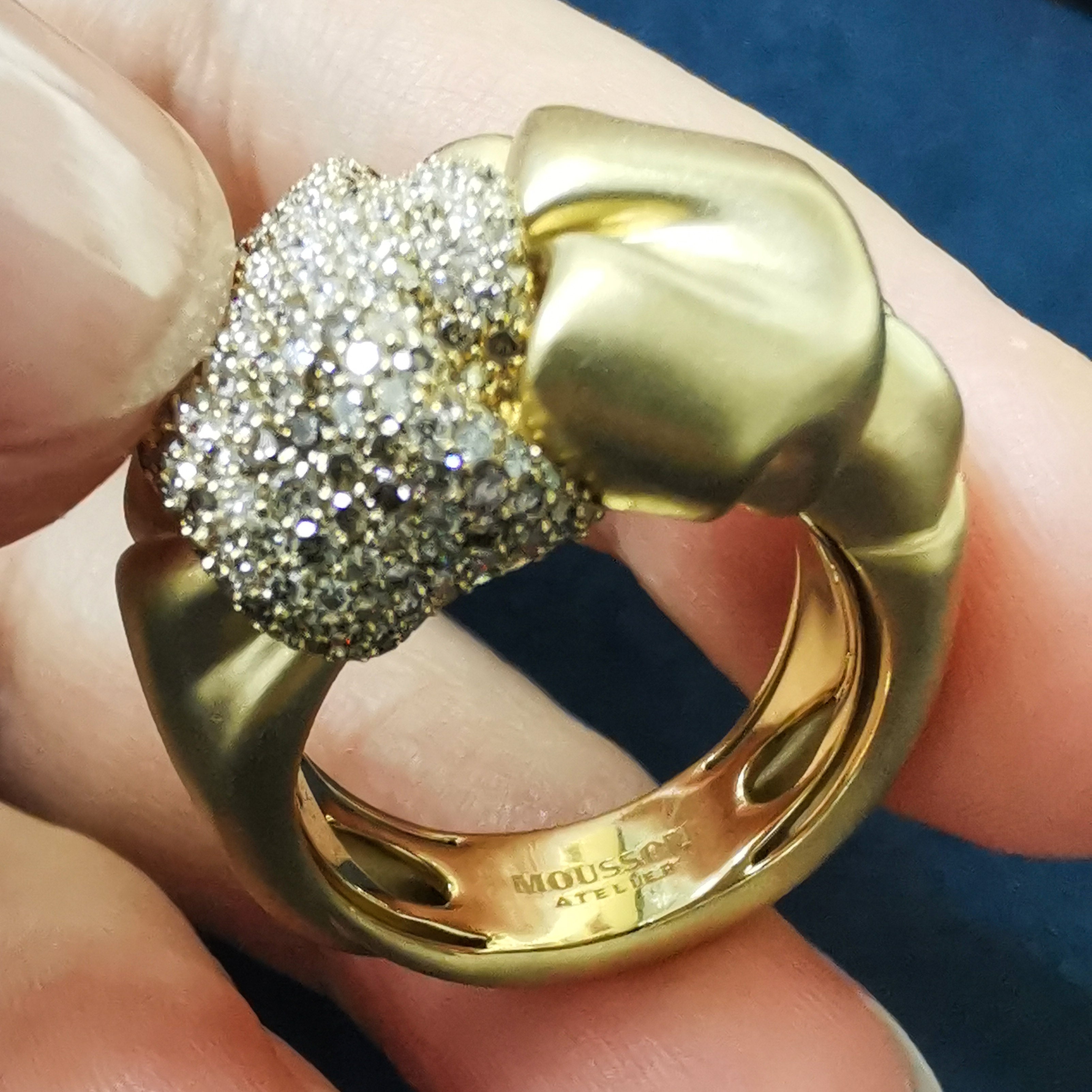 White and Champagne Diamonds 18K Yellow Gold Ring, R 0132-2