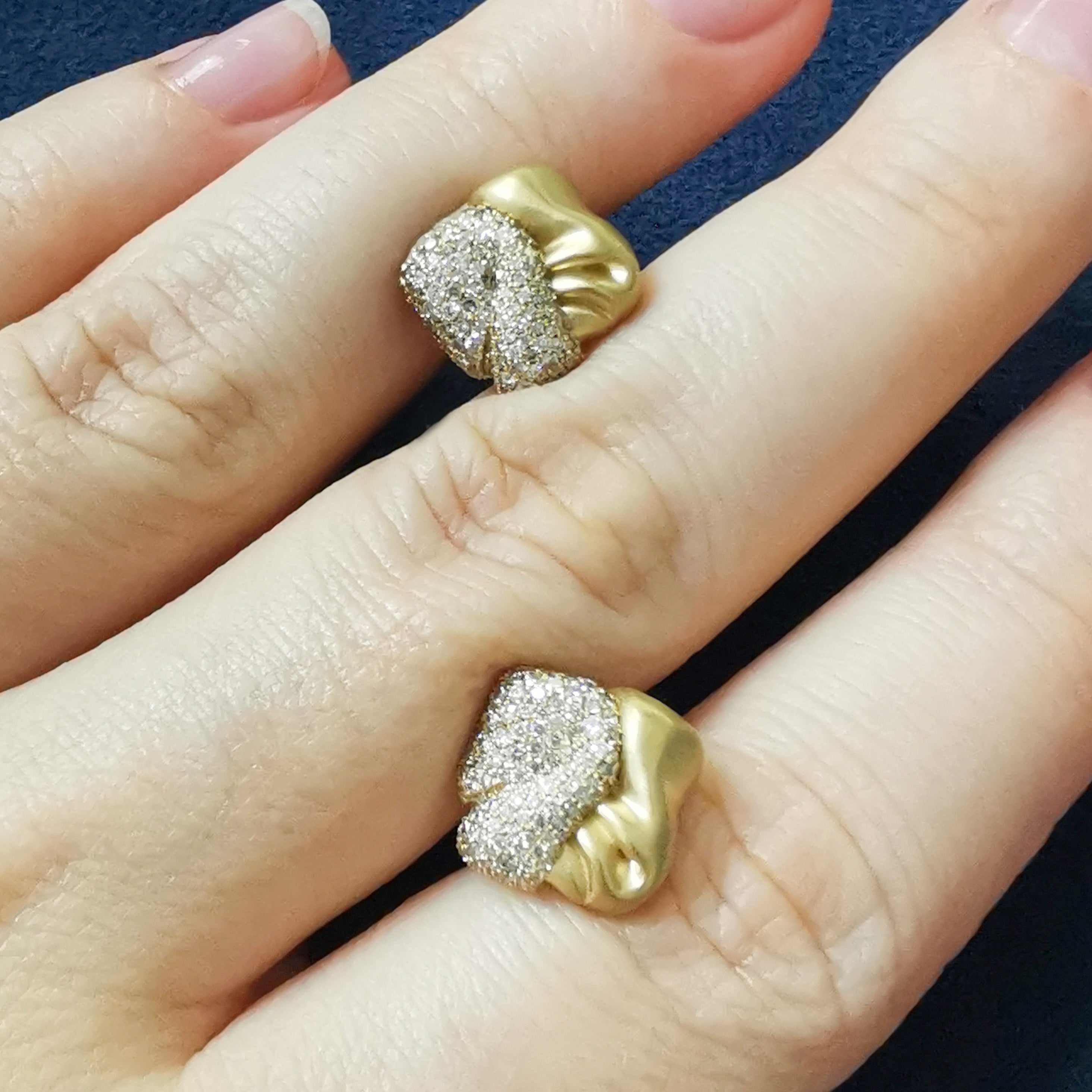 White and Champagne Diamonds 18K Yellow Gold Stud Earrings, E 0132-4
