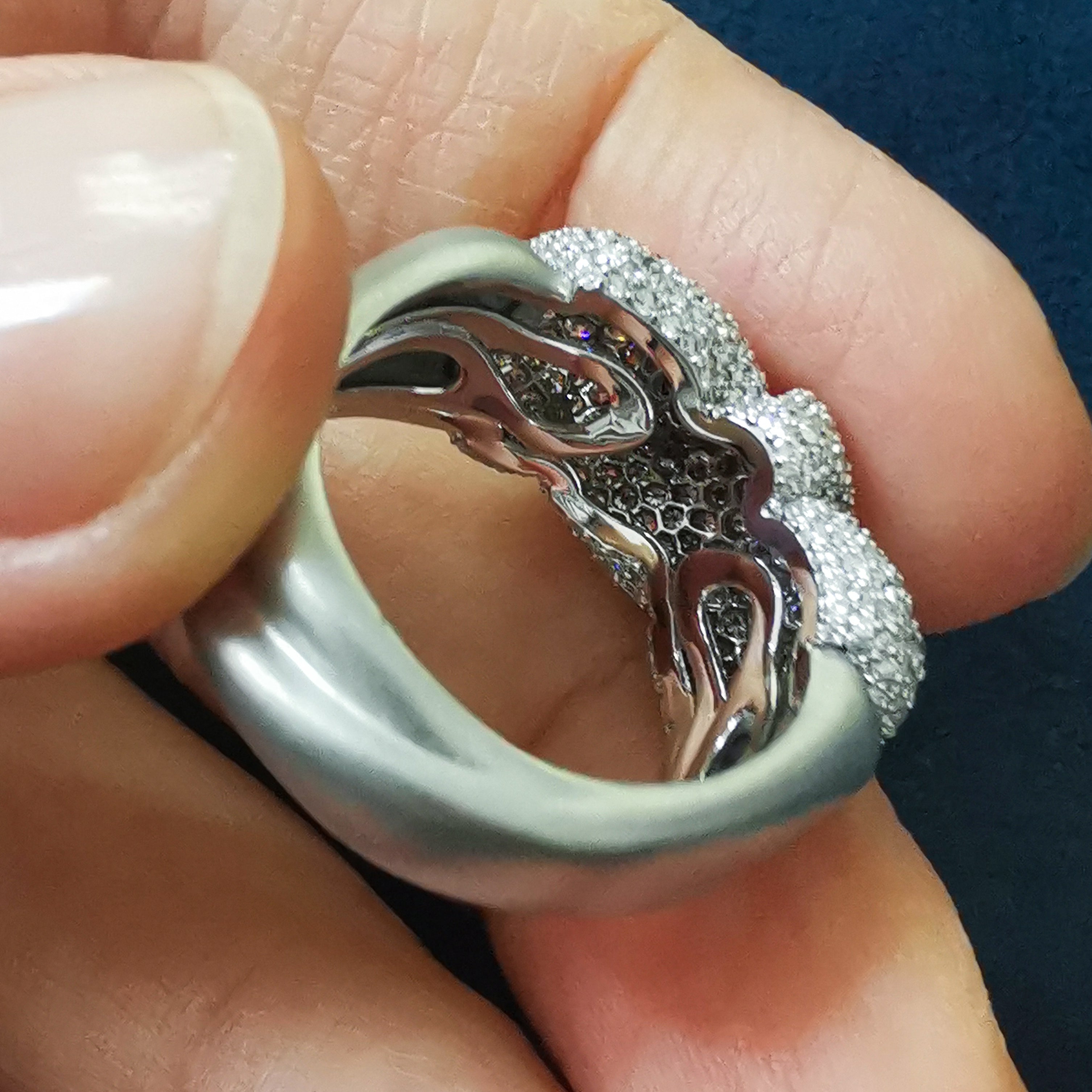 Diamonds 18K White Gold Ring, R 0132-3