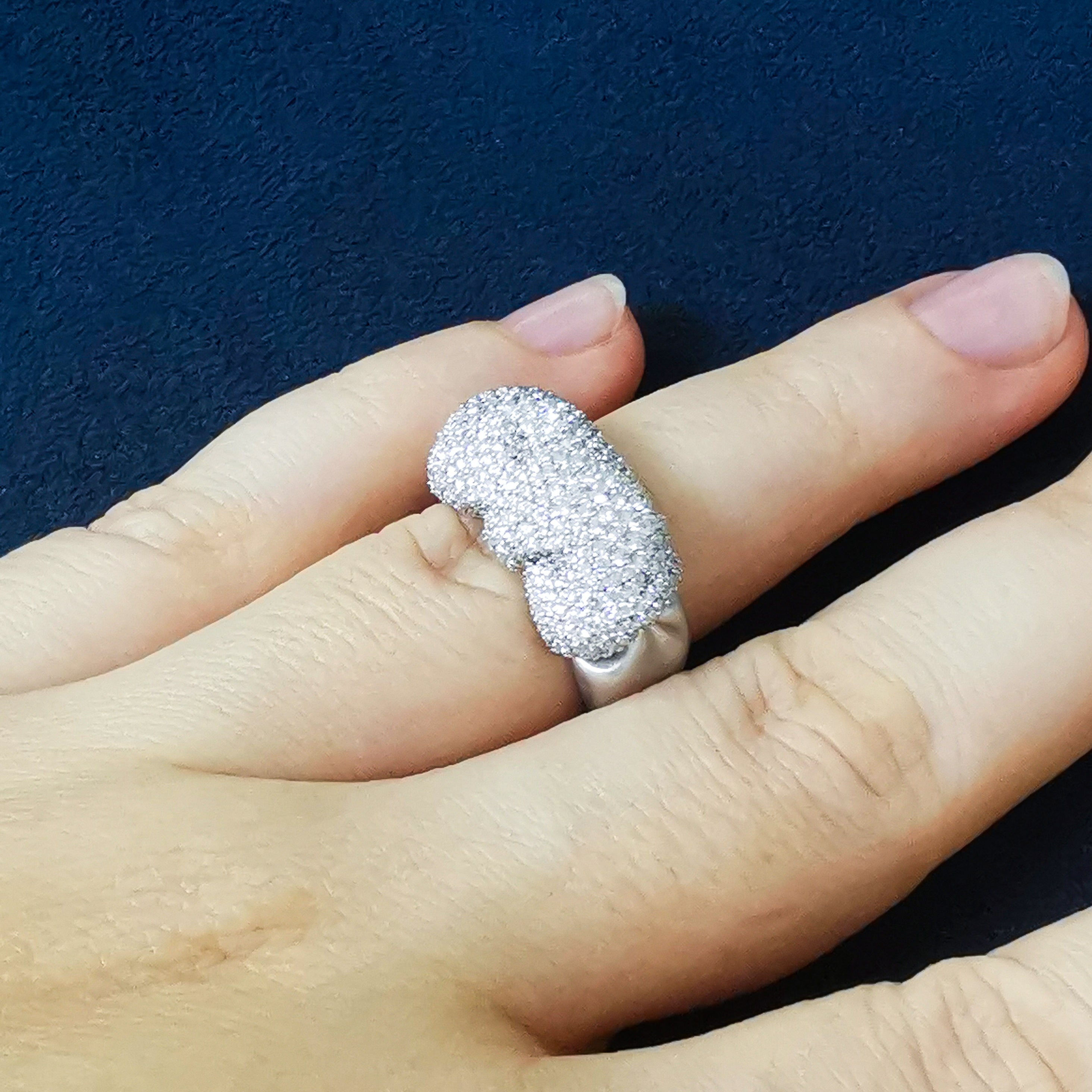 Diamonds 18K White Gold Ring, R 0132-3