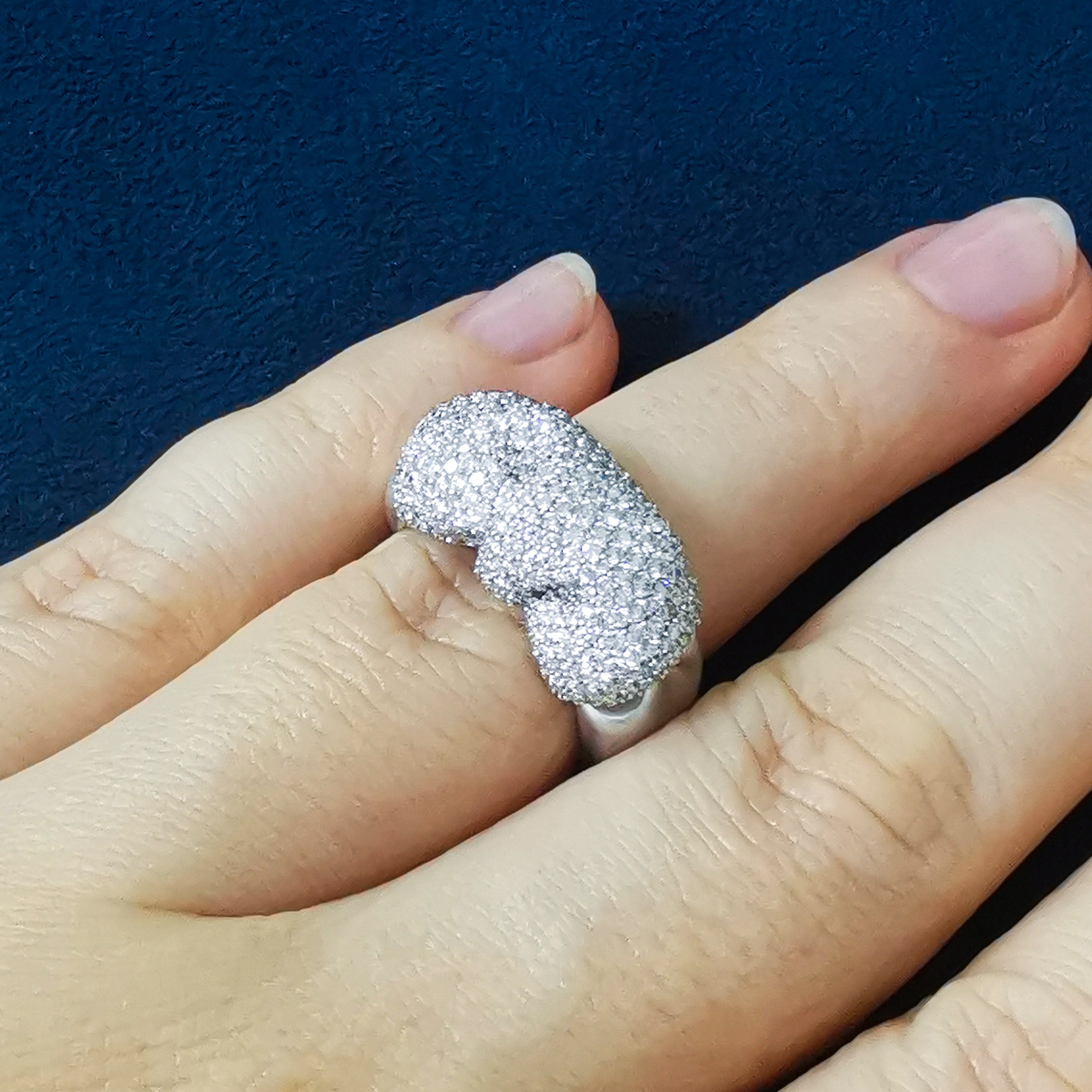 Diamonds 18K White Gold Ring, R 0132-3