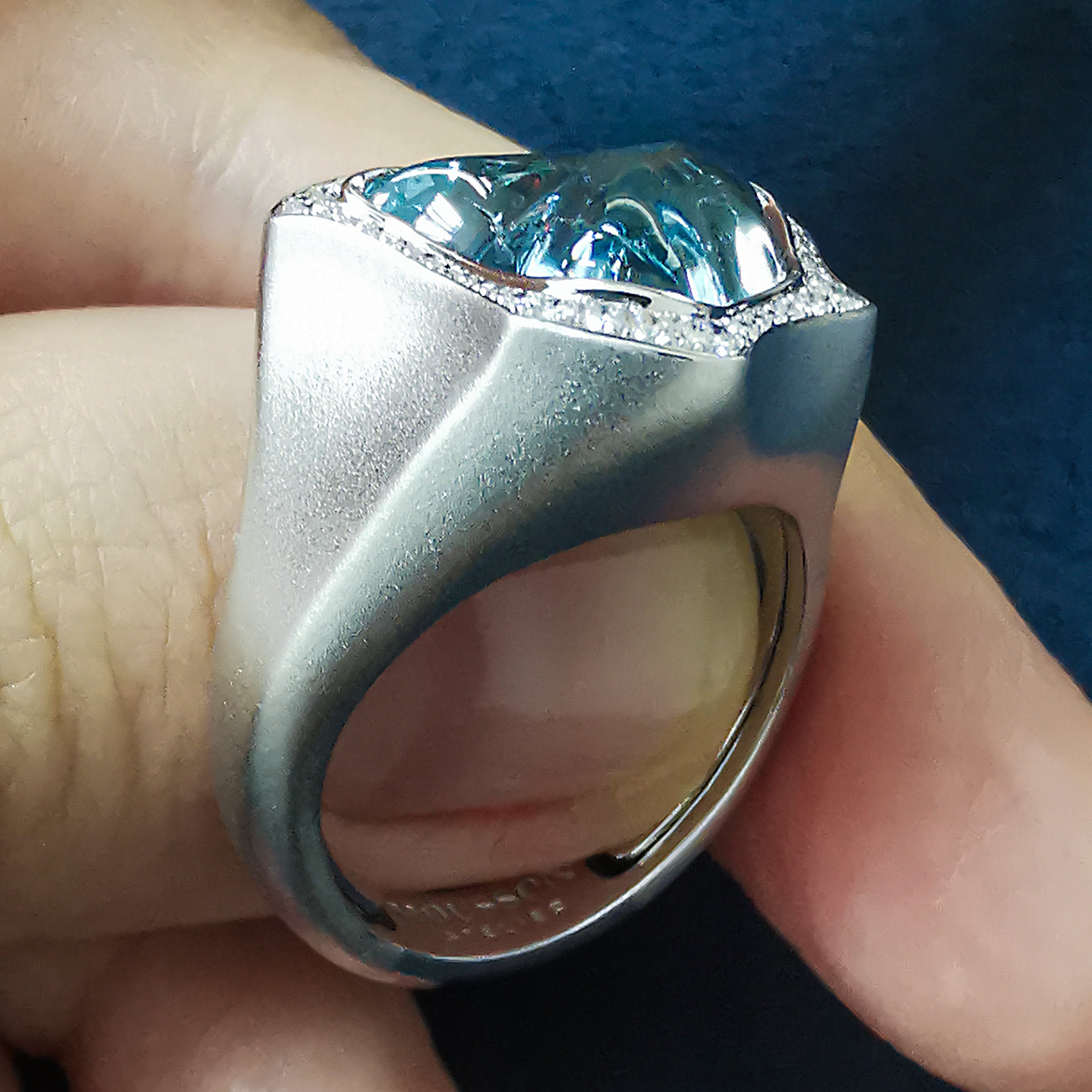 Aquamarine, Diamonds 18K White Gold Ring, R 0030-6/1