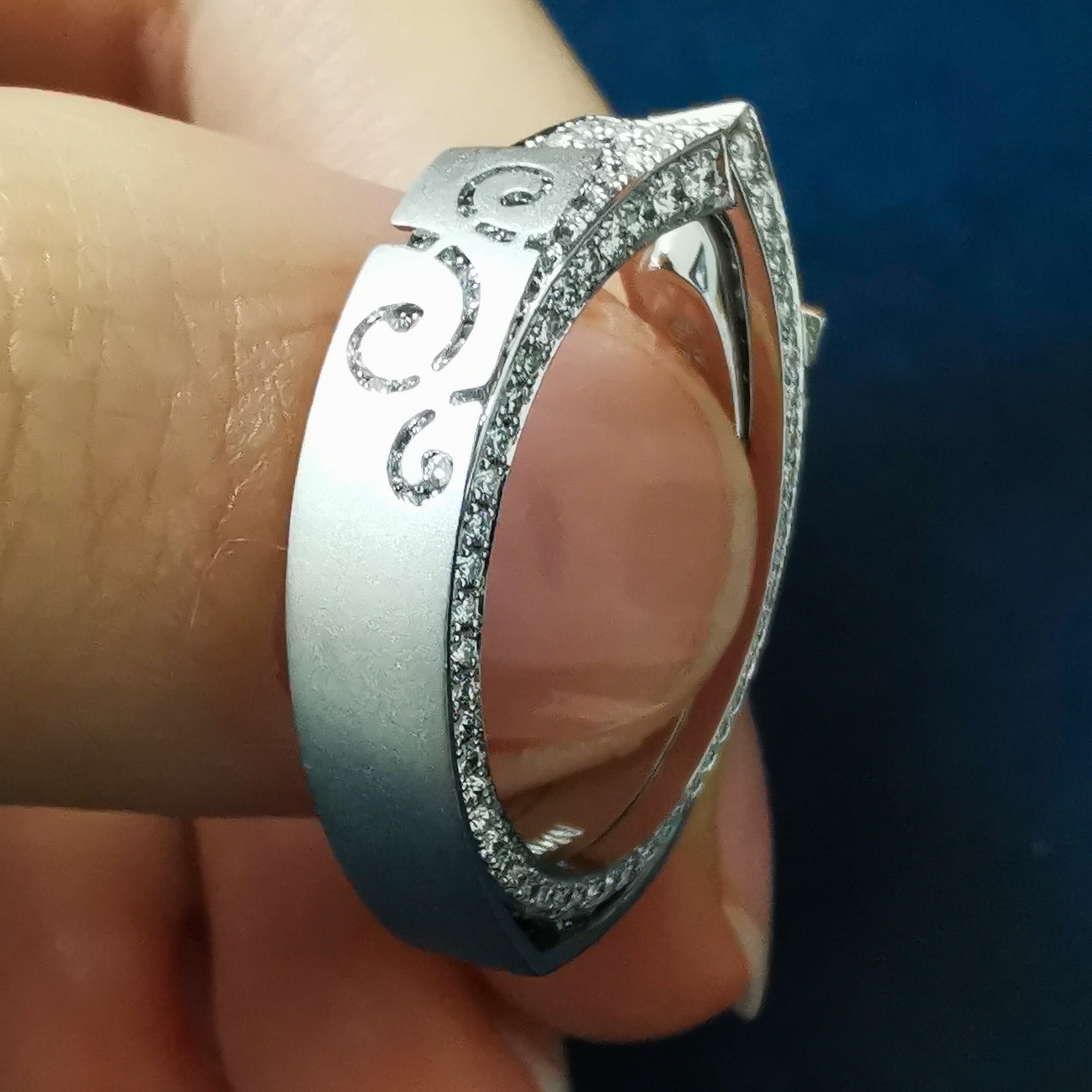 Diamonds 18K White Gold Ring, R 0003-3