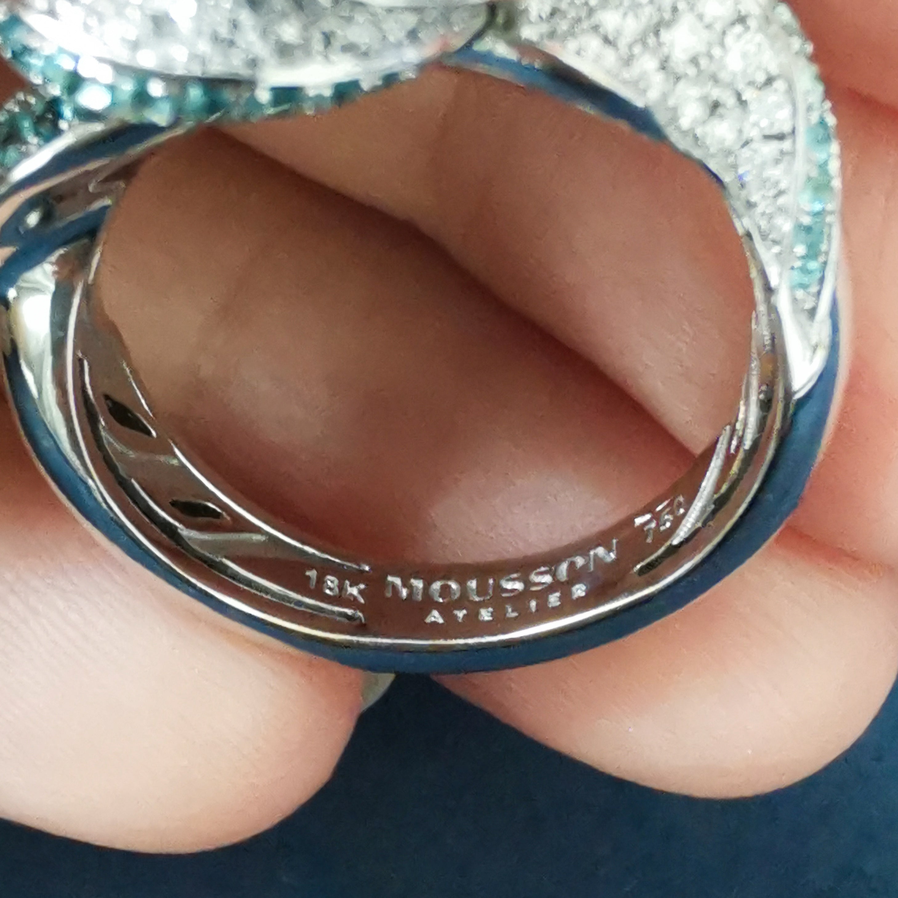 Paraiba Tourmaline, Diamonds 18K White Gold Ring, R 0121-30