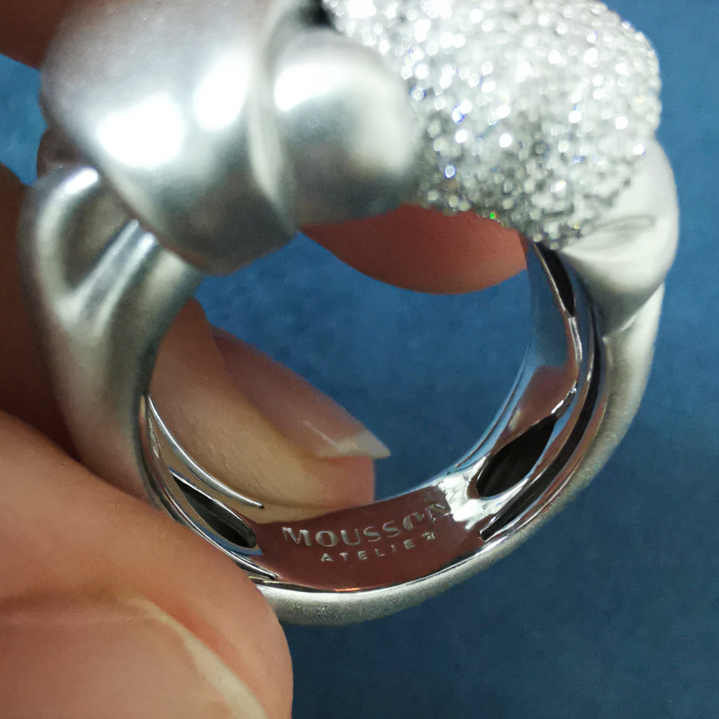 Diamonds 18K White Gold Ring, R 0132-2