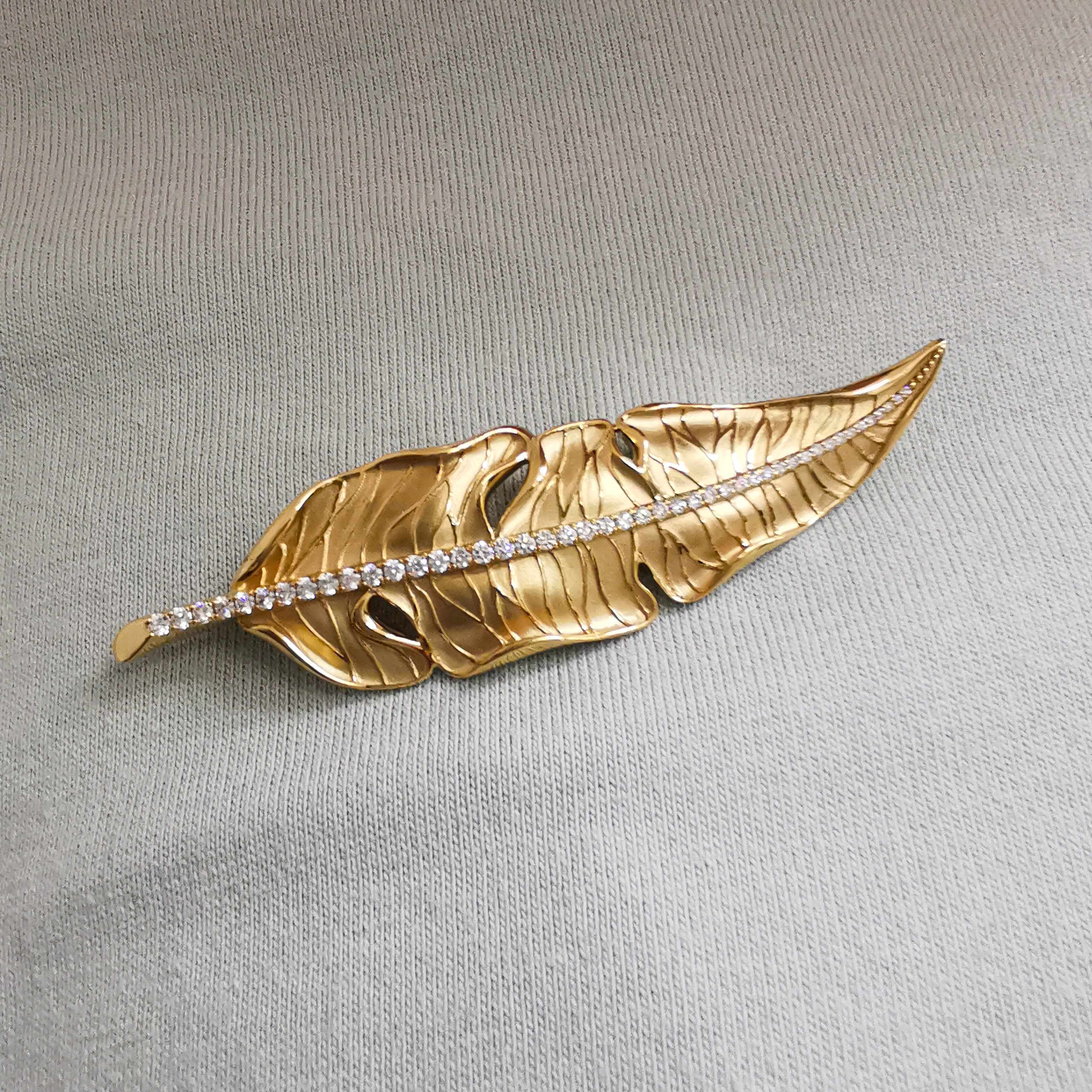 Diamonds, 18K Yellow Gold Leaf Brooch, Brs 0164-1