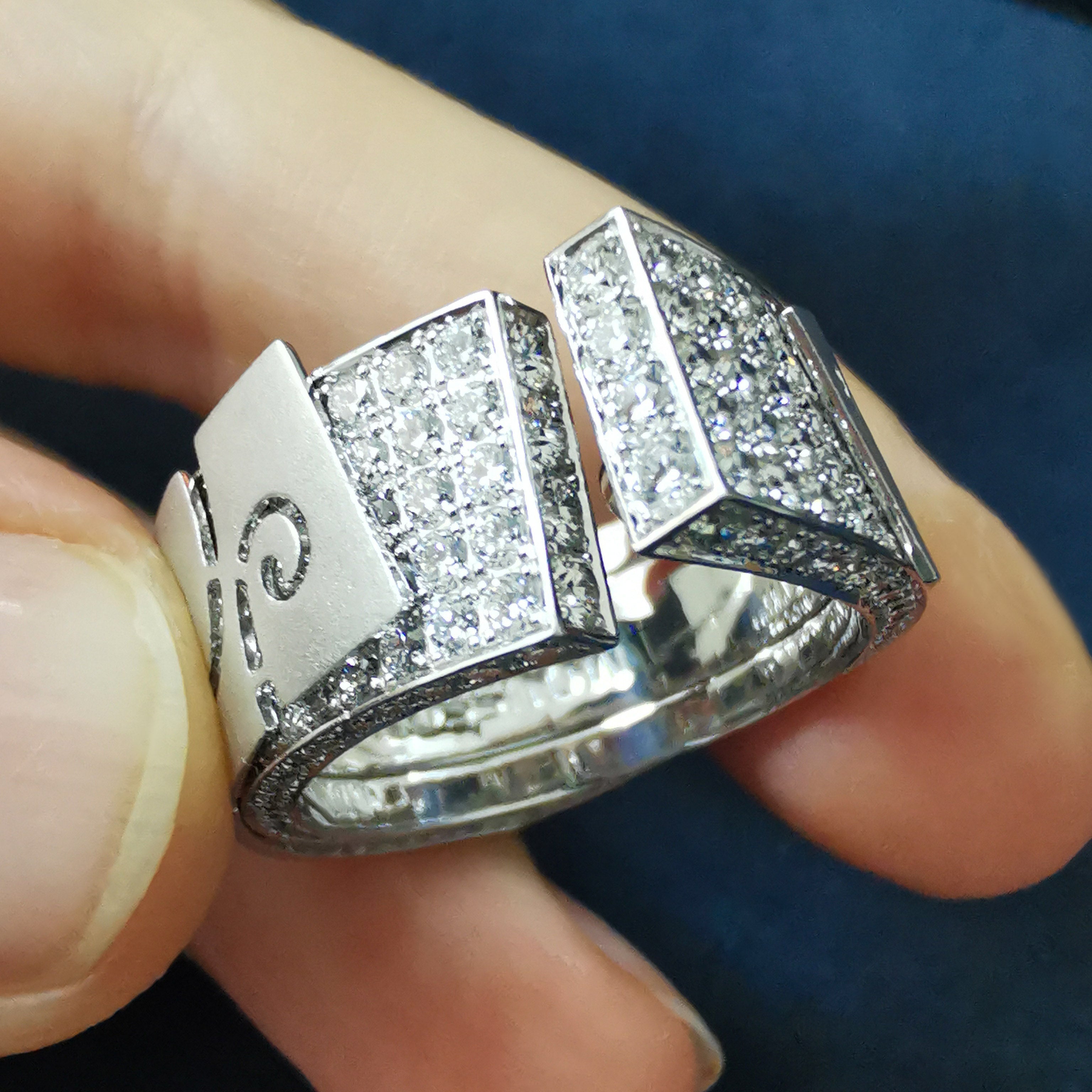 Diamonds 18K White Gold Ring, R 0003-1