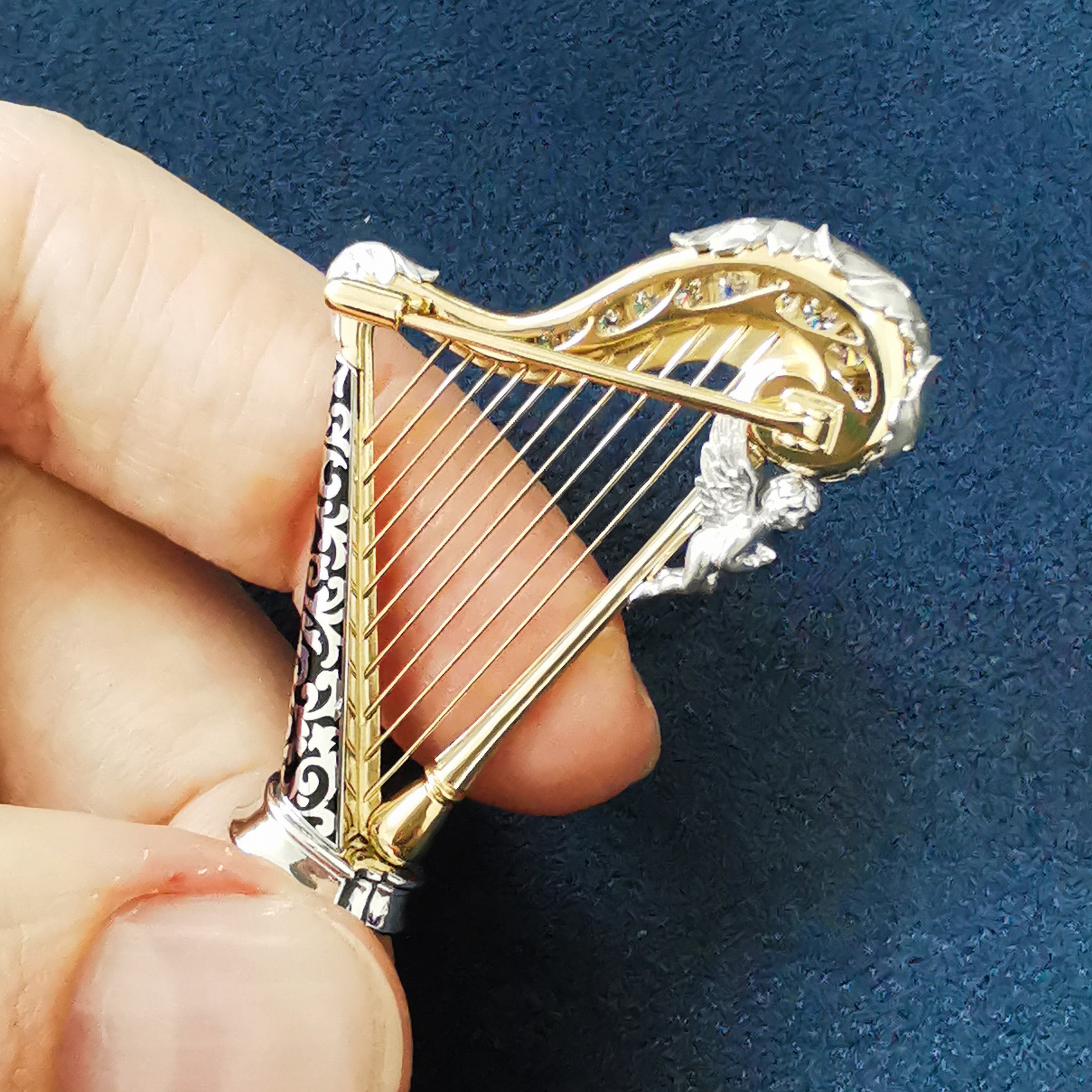 Enamel, Diamonds 18K White Yellow Gold Harp Brooch, Brs 0267-3