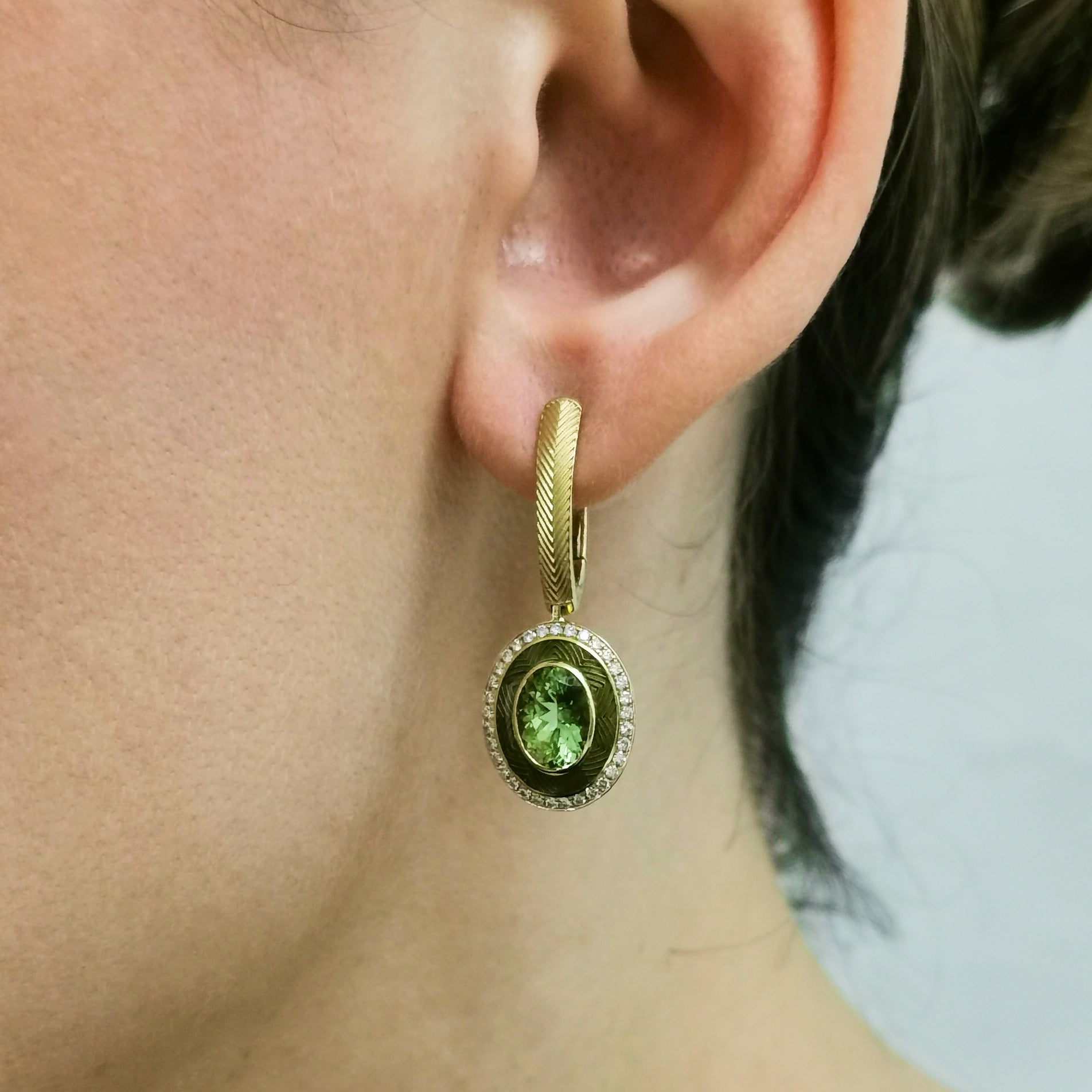 Green Tourmaline, Diamonds, Enamel 18K Yellow Gold Earrings, E 0084-3
