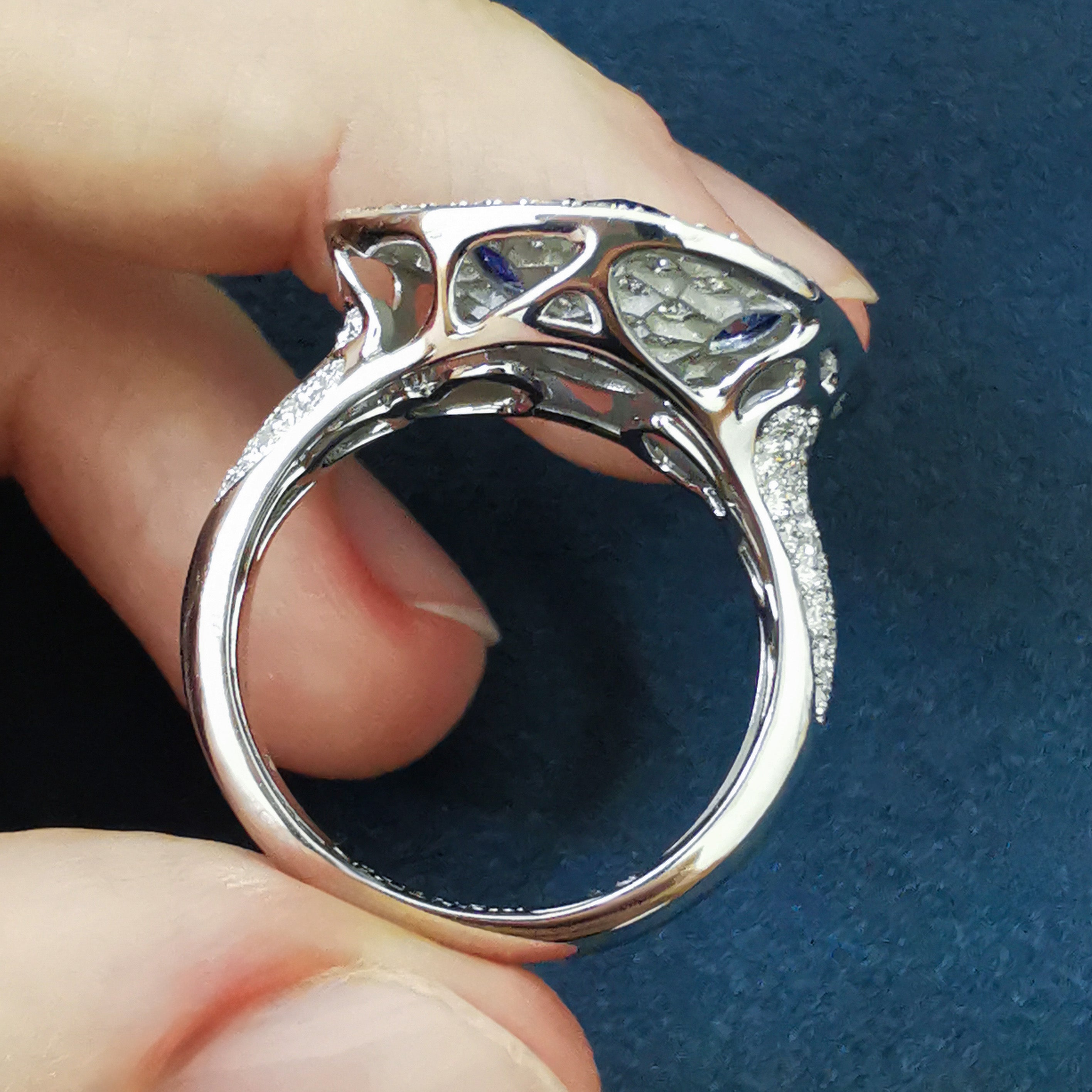 Sapphire, Diamonds 18K White Gold Ring, R 0205-21