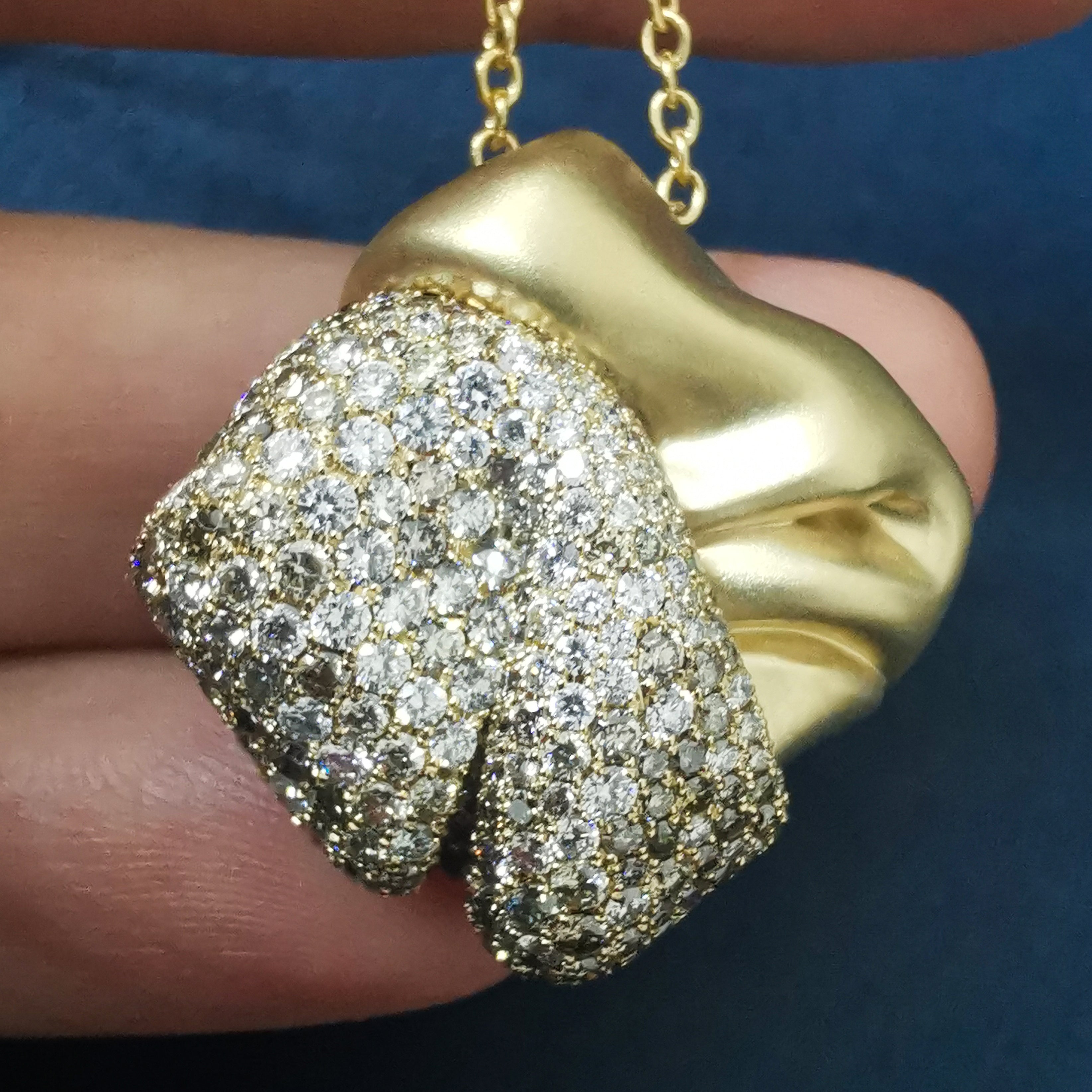 White and Champagne Diamonds 18K Yellow Matte Gold Pendant, P 0132-1