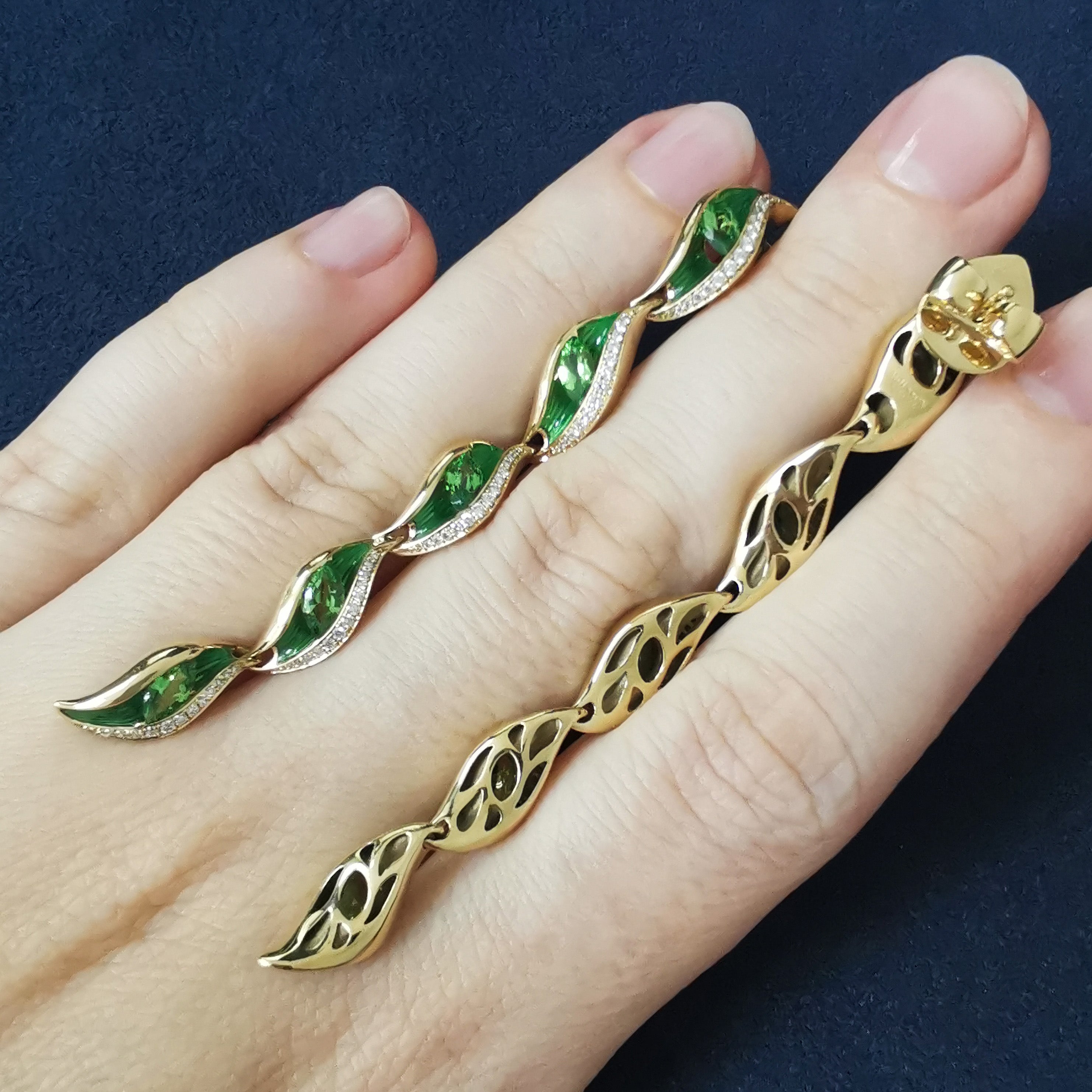 Enamel, Tsavorite Garnet, Diamonds 18K Yellow Gold Earrings, E 0123-81