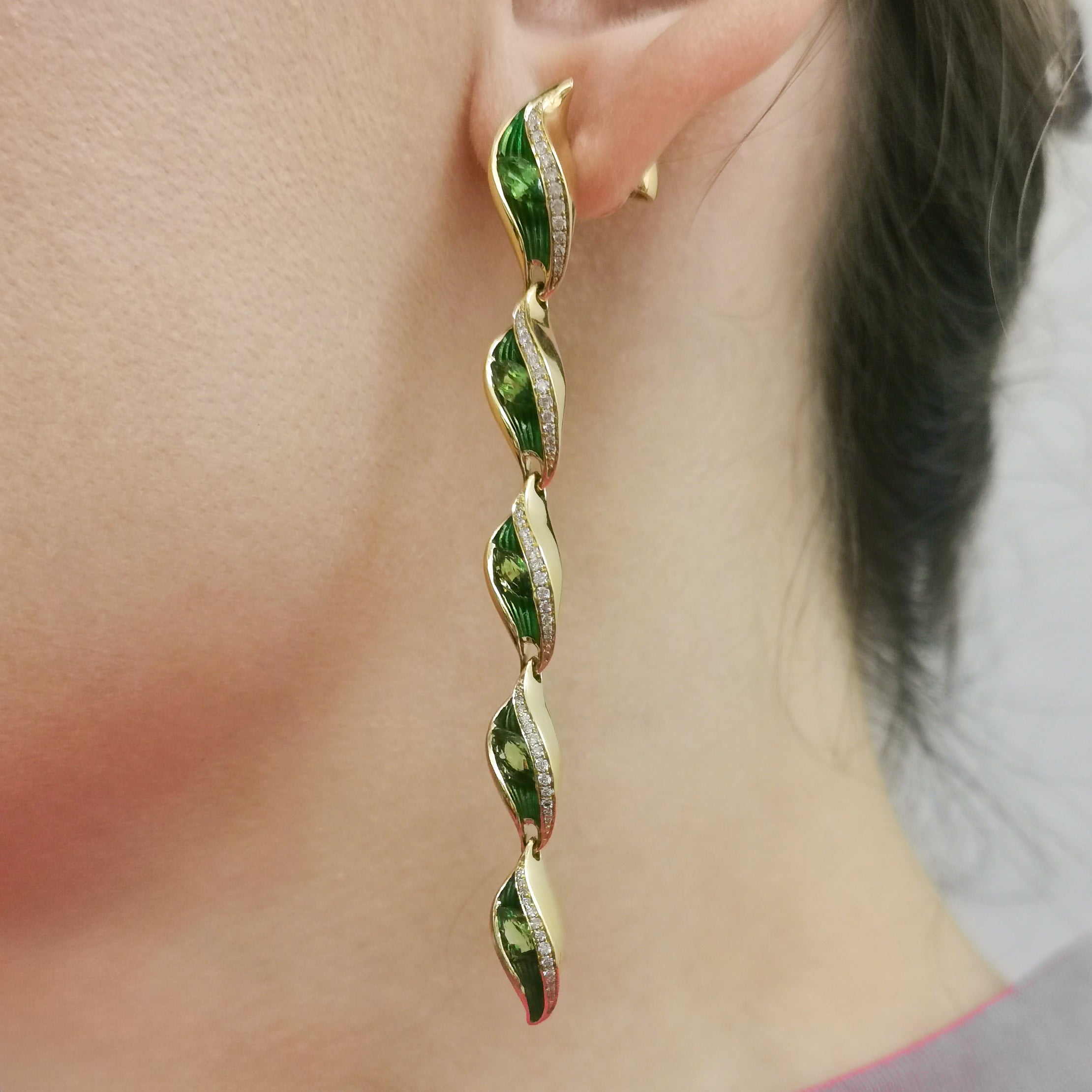 Enamel, Tsavorite Garnet, Diamonds 18K Yellow Gold Earrings, E 0123-81