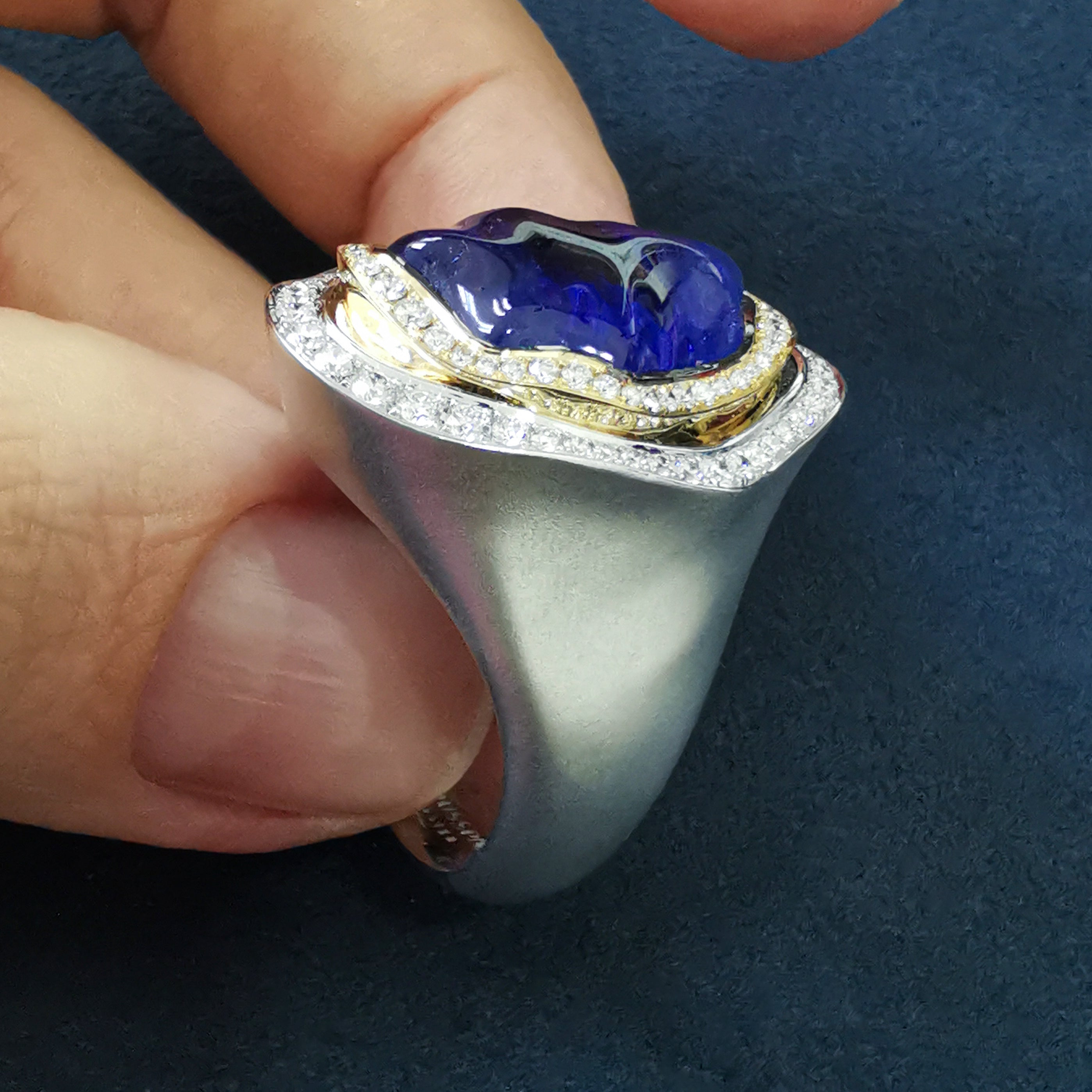 Tanzanite, Diamonds 18K White and Yellow Gold Ring, R 0030-21/1