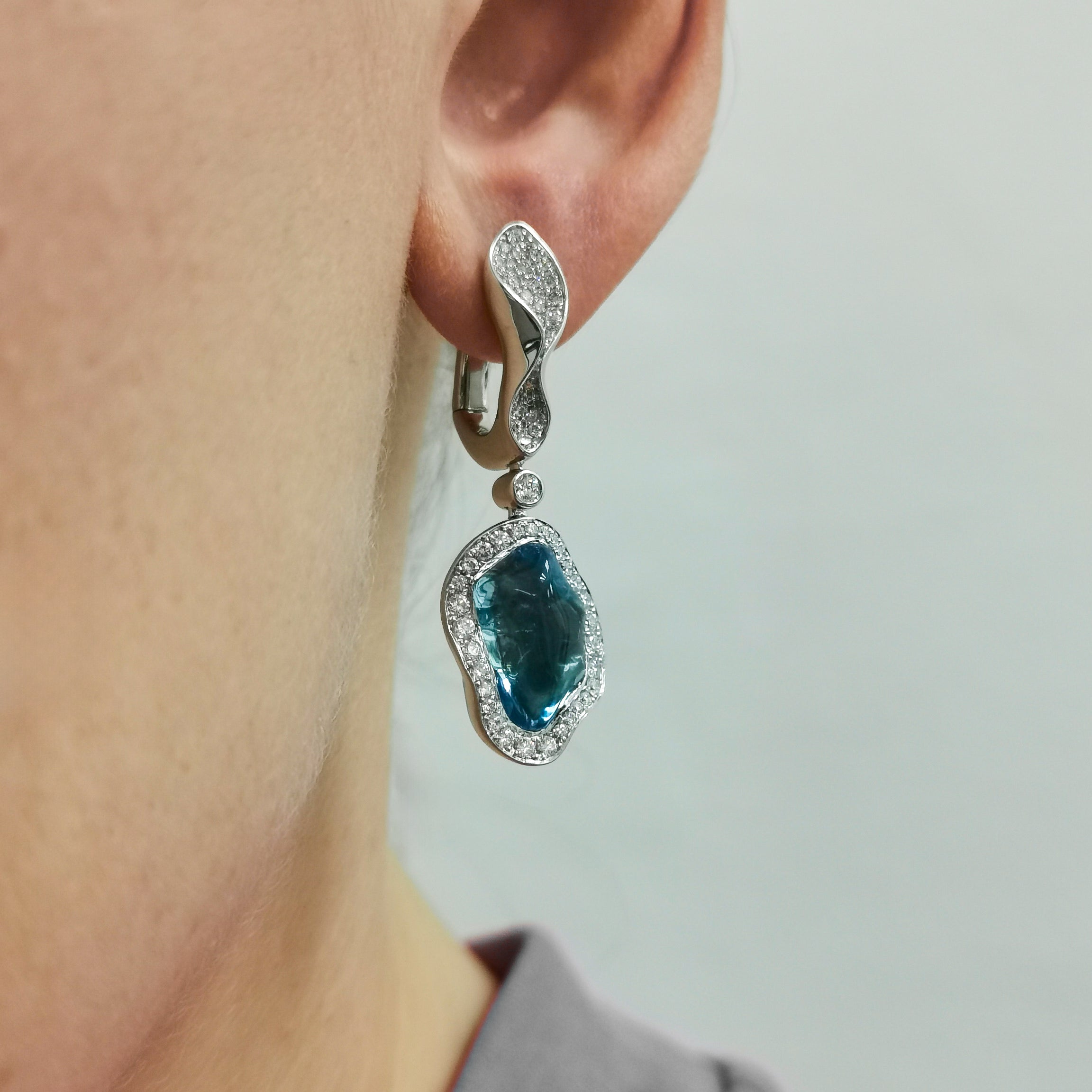 Aquamarines, Diamonds Earrings 18K White Gold, E 0030-5/1