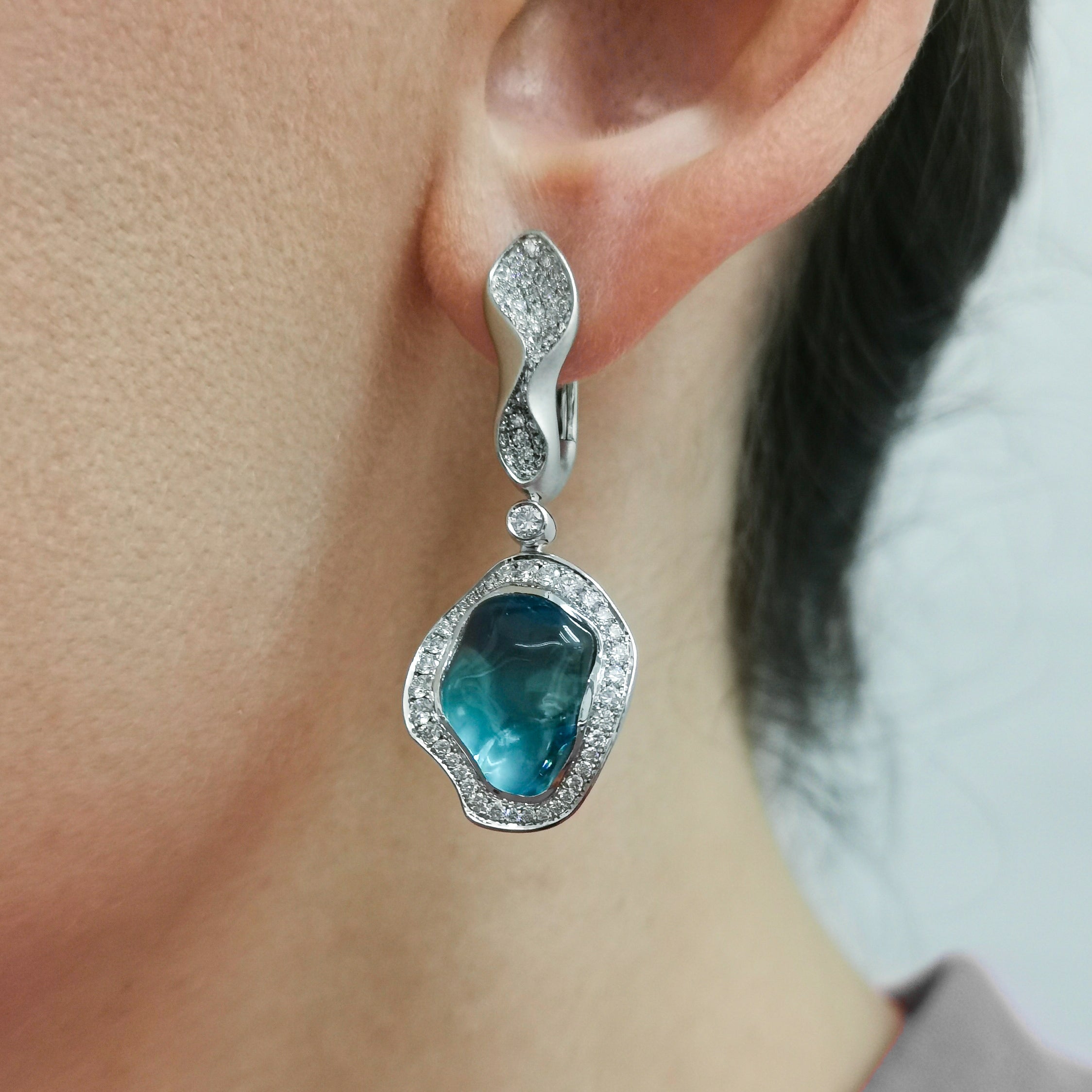 Aquamarines, Diamonds Earrings 18K White Gold, E 0030-6/1
