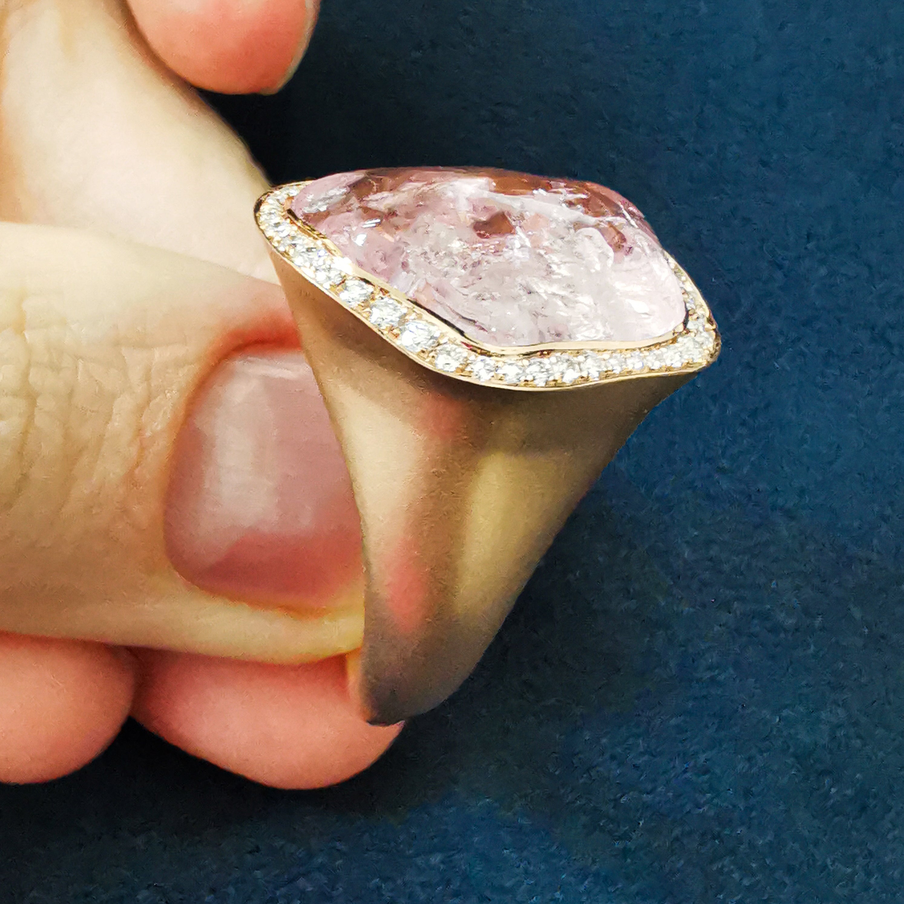 R 0030-36/1 18K Rose Gold, Morganite, Diamonds Ring