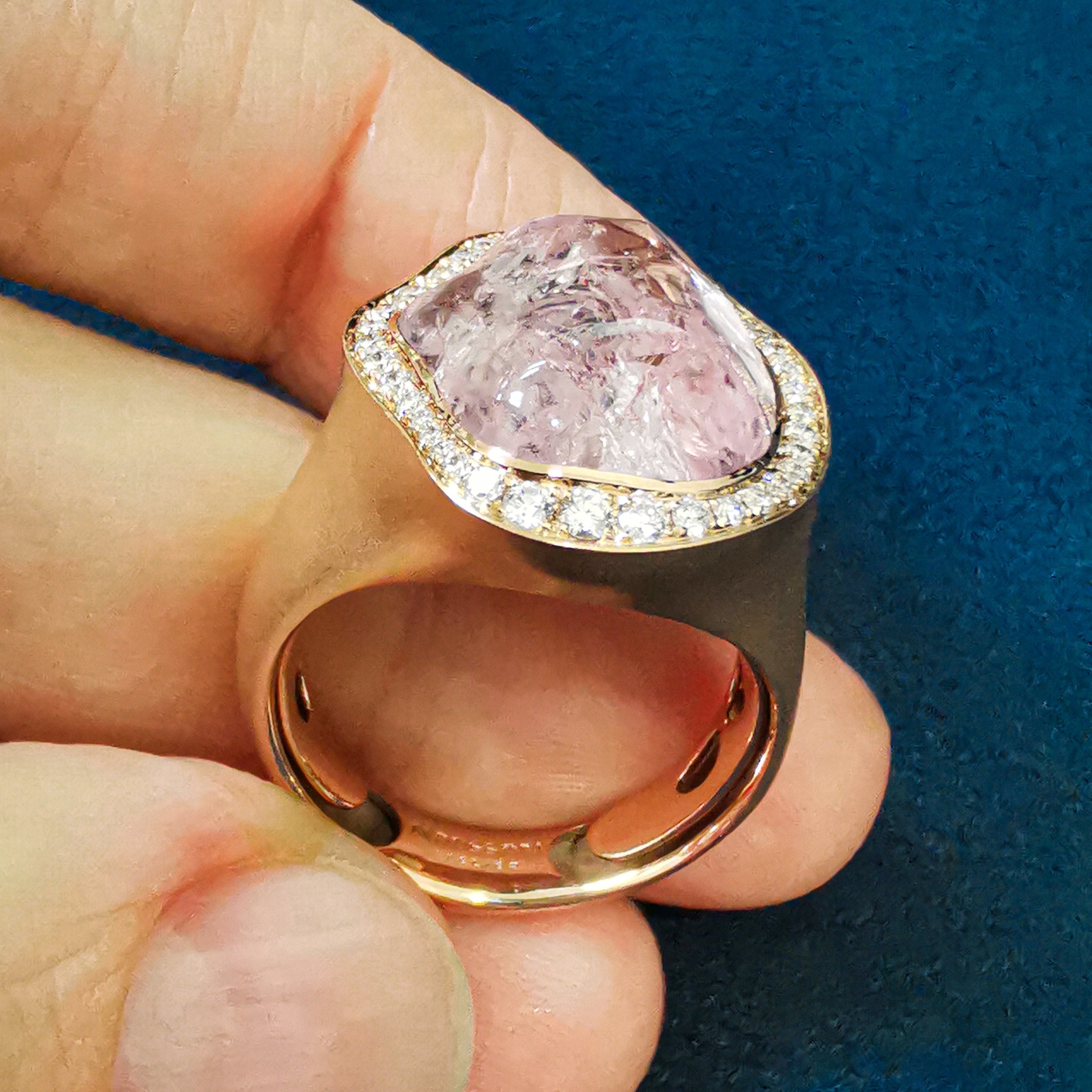 R 0030-36/1 18K Rose Gold, Morganite, Diamonds Ring